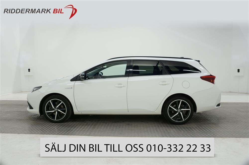 Toyota Auris 1.8 HSD Touring Sports 99hk