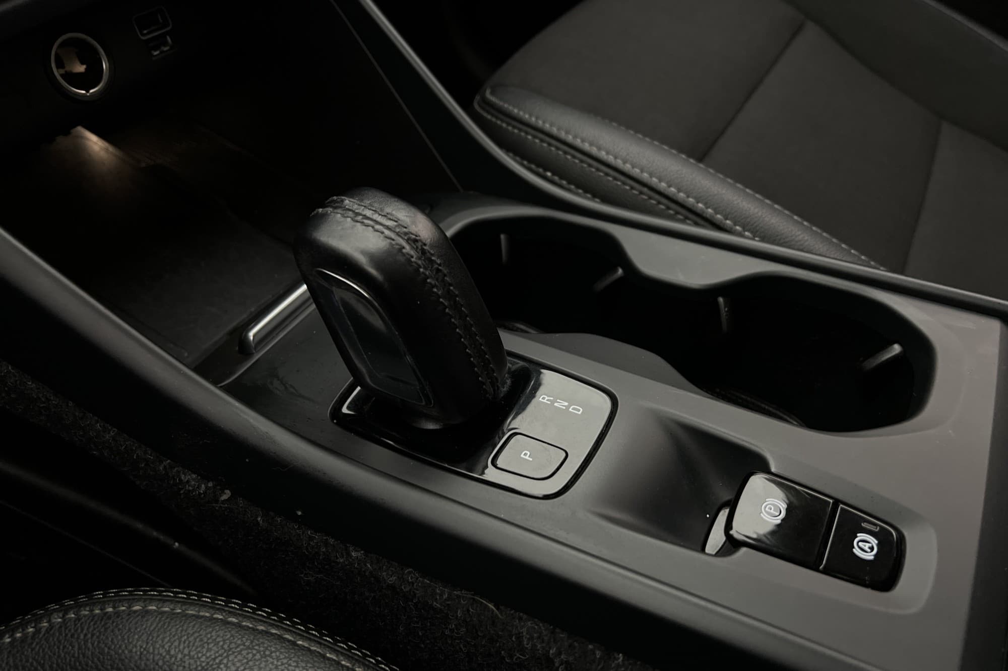 Volvo XC40 D3 AWD VOC Värmare Kamera Rattvärme CarPlay