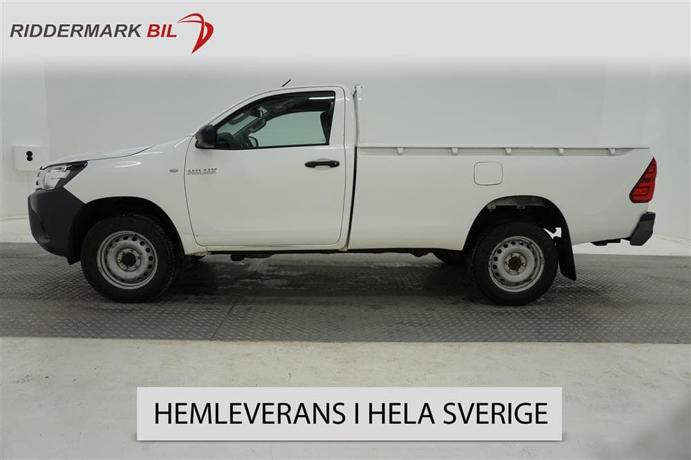 Toyota Hilux 2.4D 4WD 150hk Diffspärr Värmare Nyservad Moms