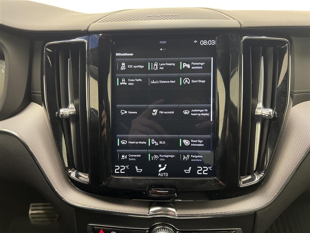 Volvo XC60 T5 250hk AWD R-Design P-Värm Navi B-Kam VoC H/Kinteriör