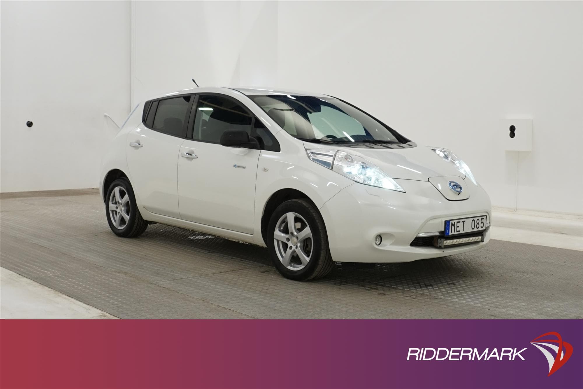 Nissan Leaf 24 kWh 109hk