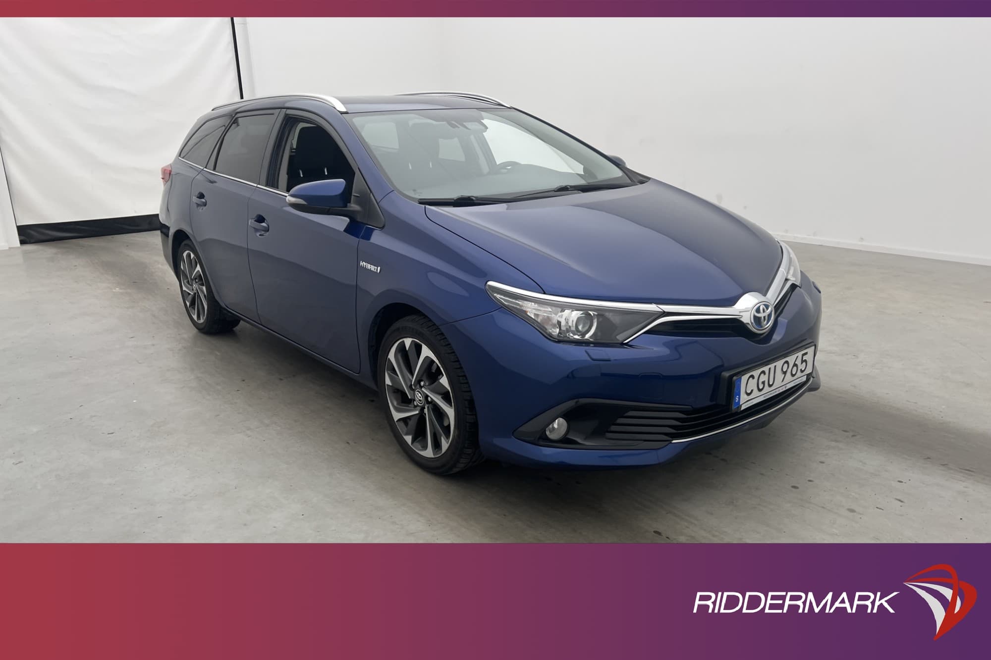 Toyota Auris Touring Hybrid 