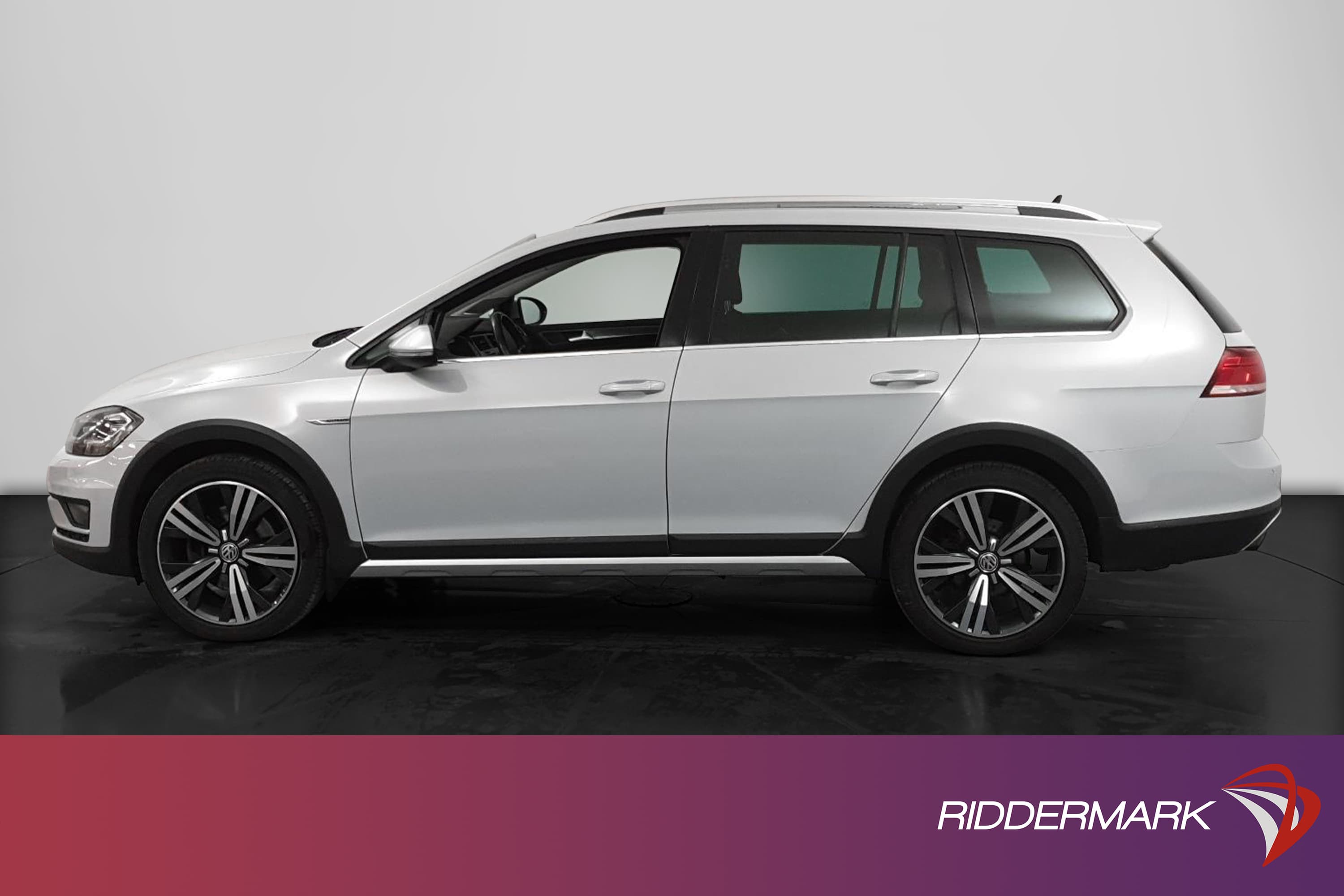 Volkswagen Golf Alltrack 1.8 TSI 4M