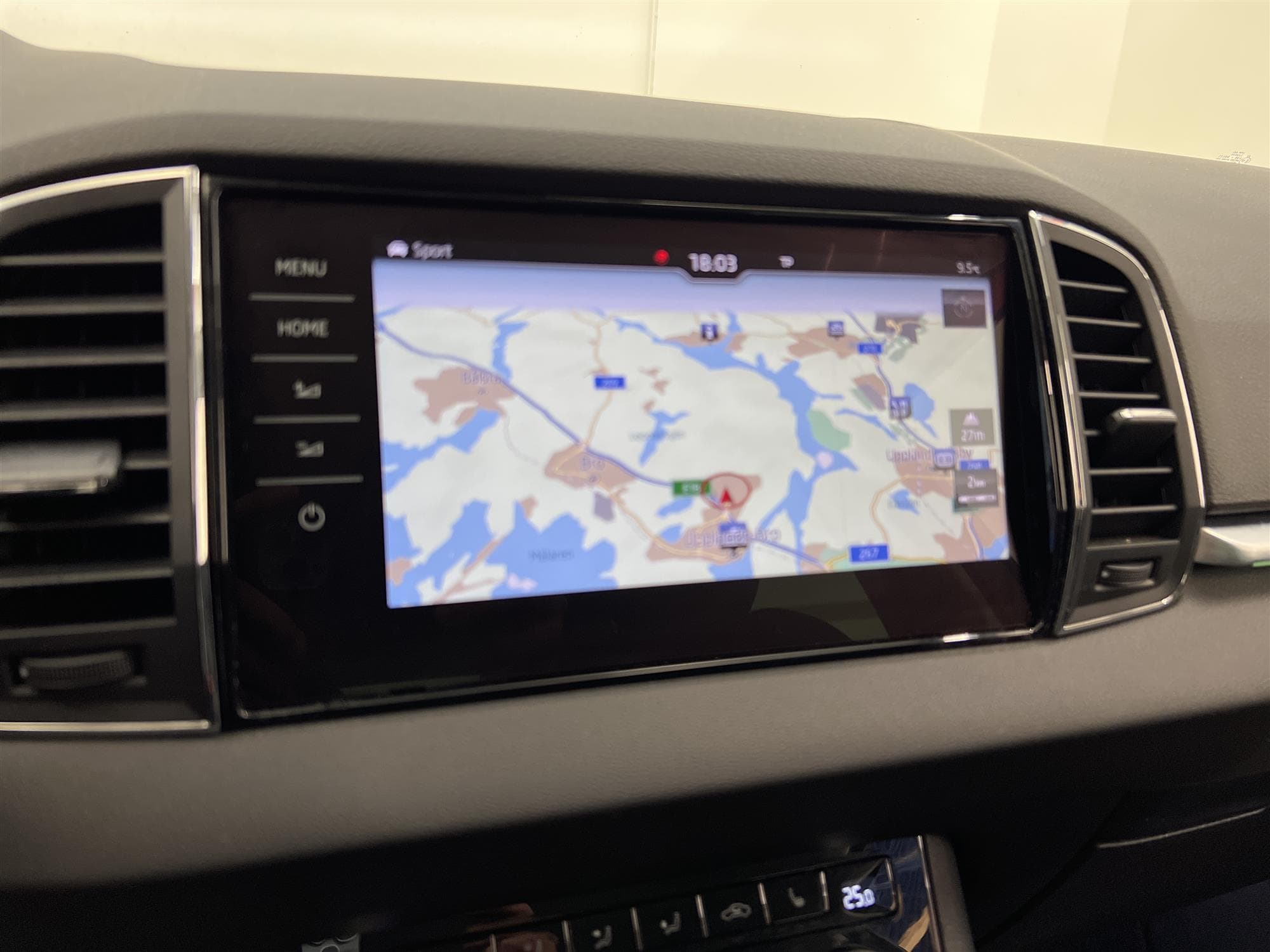 Skoda  Karoq 2.0 TDI 4x4 DSG 150hk Businessline D-Värm Drag 
