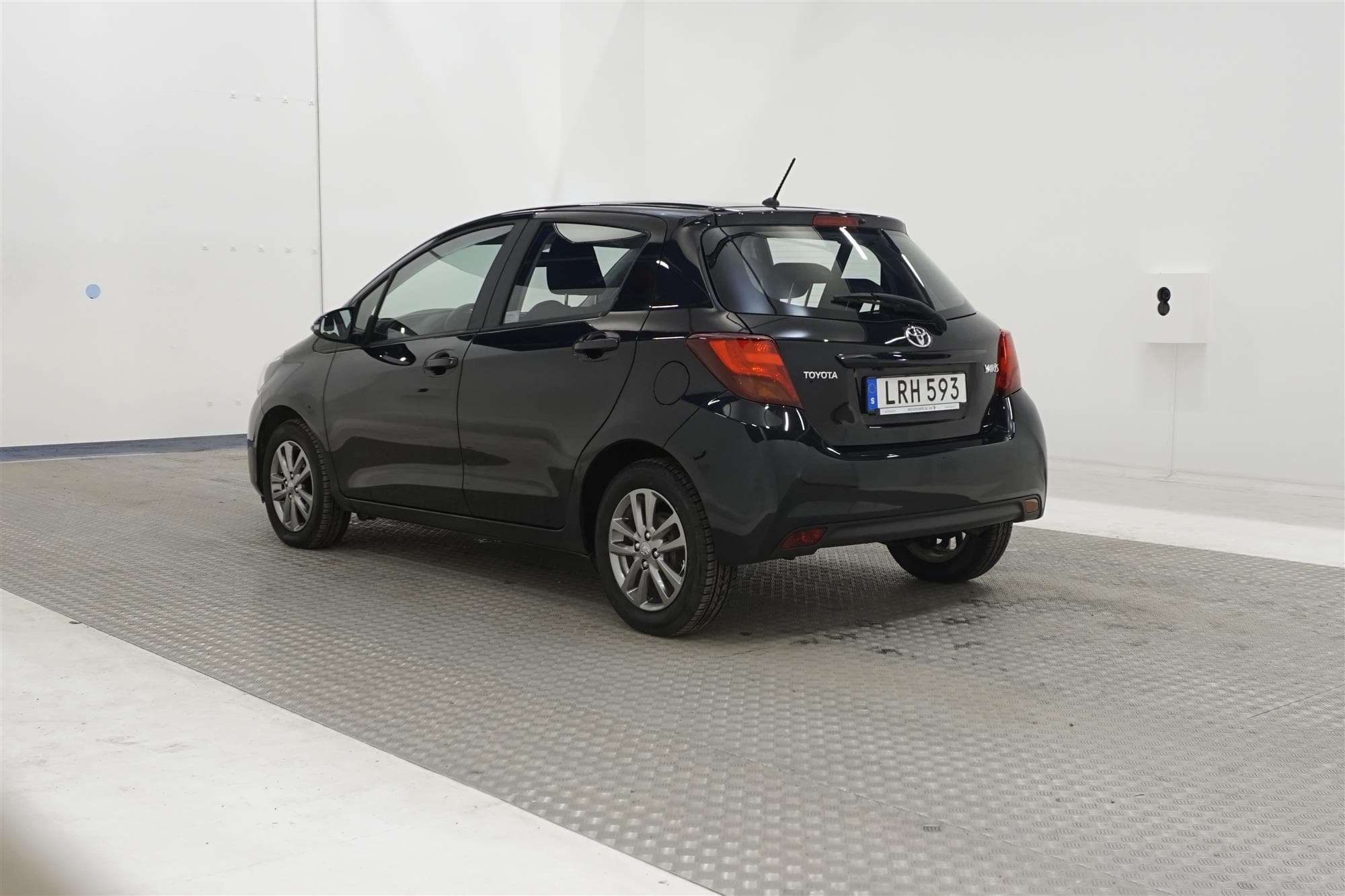 Toyota Yaris 1.33 99hk 1 Brukare  B-Kam Låg Skatt 0,49L/mil