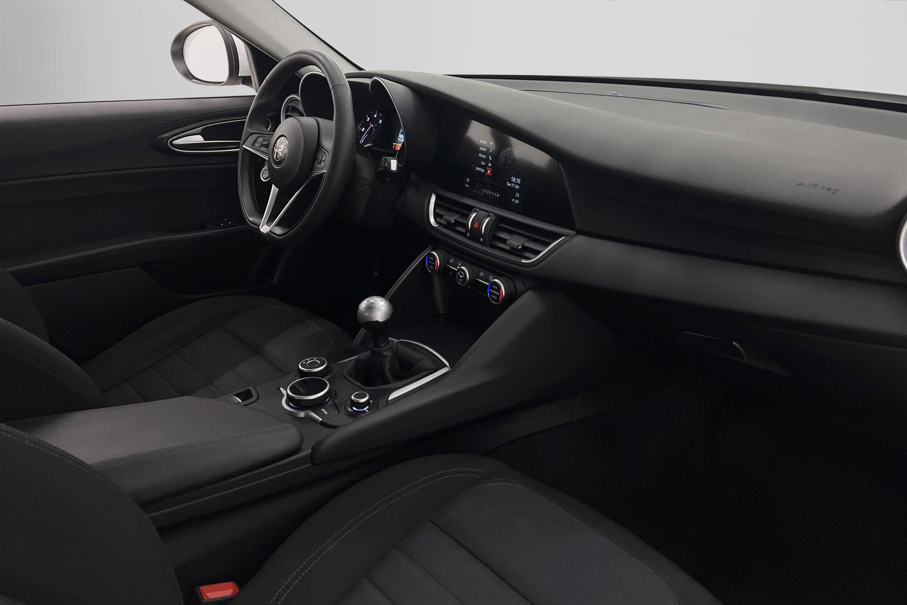 Alfa Romeo Giulia 2.2 JTDM 150hk B-Kamera Välserv 0,35L/mil