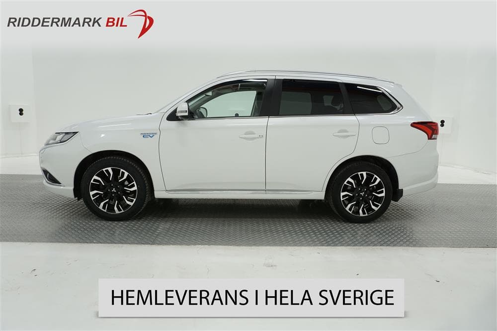 Mitsubishi Outlander 2.0 Plug-in 203hk Business 360* Skinn