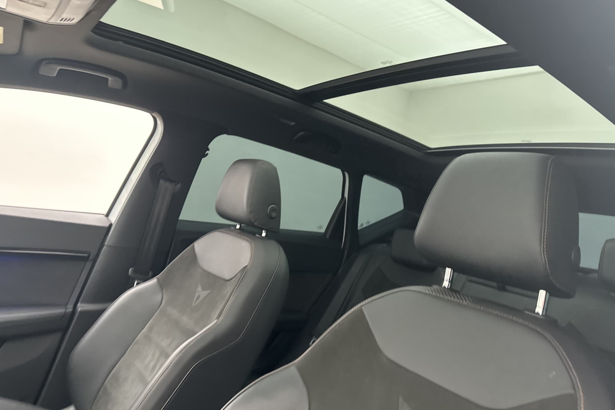 CUPRA Ateca 4Drive 300hk Pano Cockpit BEATS Navi Drag 360°
