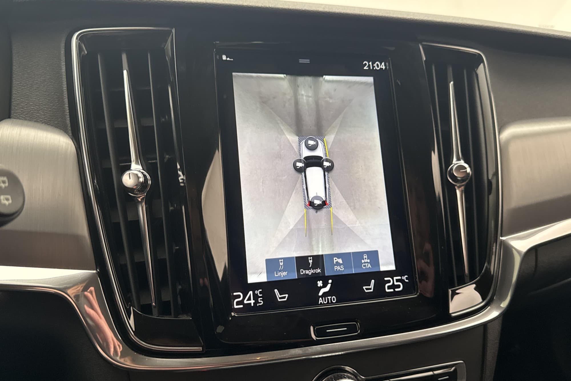 Volvo V90 D4 AWD Advanced Värmare 360° Head-Up Dragkrok BLIS