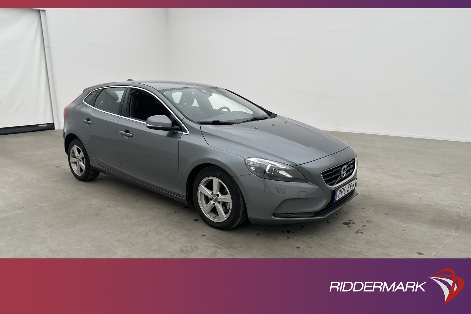 Volvo V40 D2