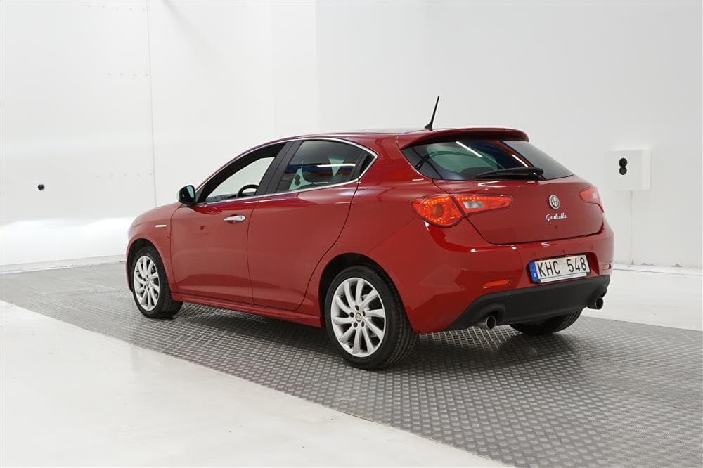 Alfa Romeo Giulietta 2.0 140hk Distinctive BOSE 0,45l/milexteriör