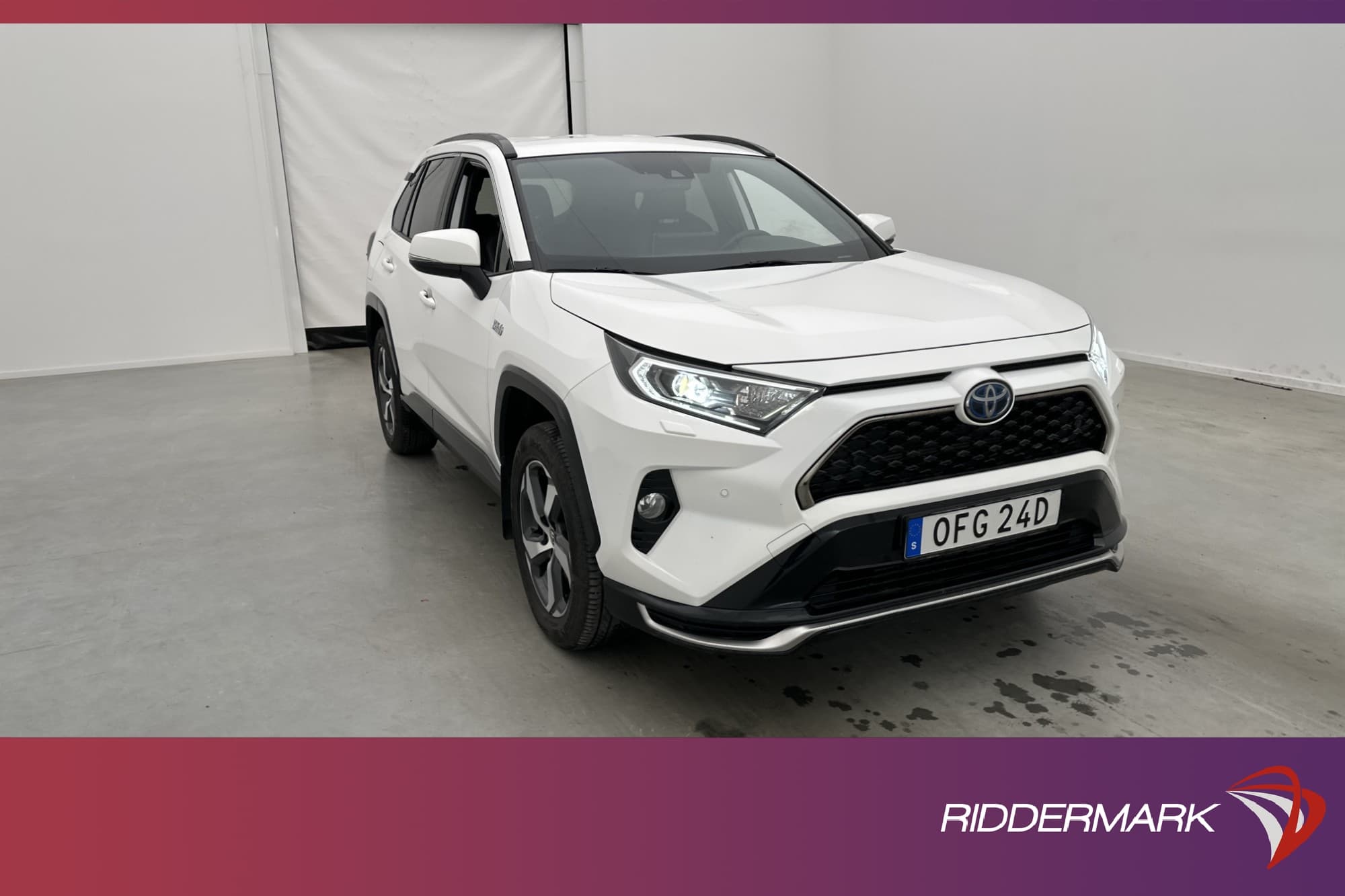 Toyota RAV4 Plug-in AWD 306hk X-Edition Kamera Dragkrok MOMS