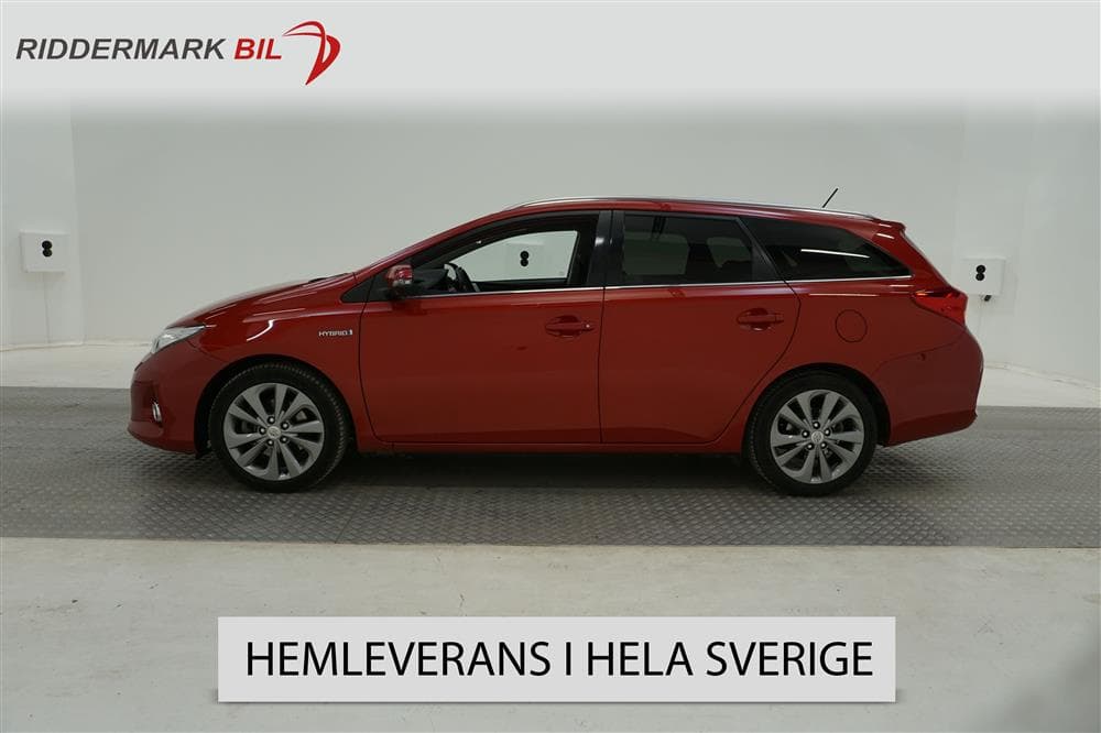Toyota Auris 1.8 HSD Touring Sports 136hk