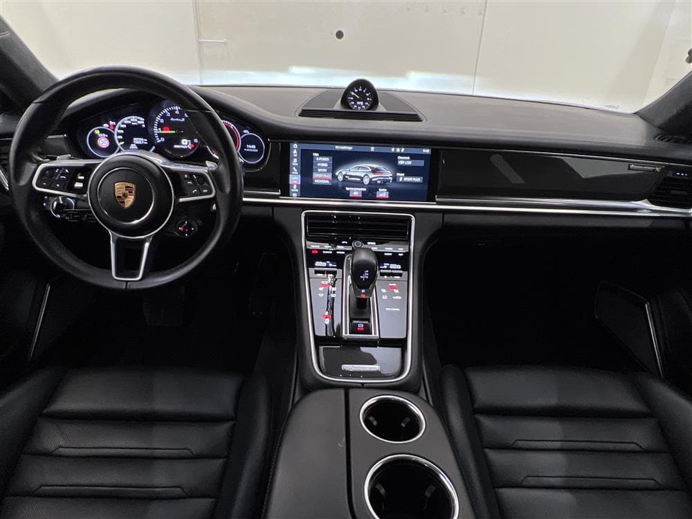Porsche Panamera Turbo S E-Hybrid 680hk Kolfiber Pano Burmes