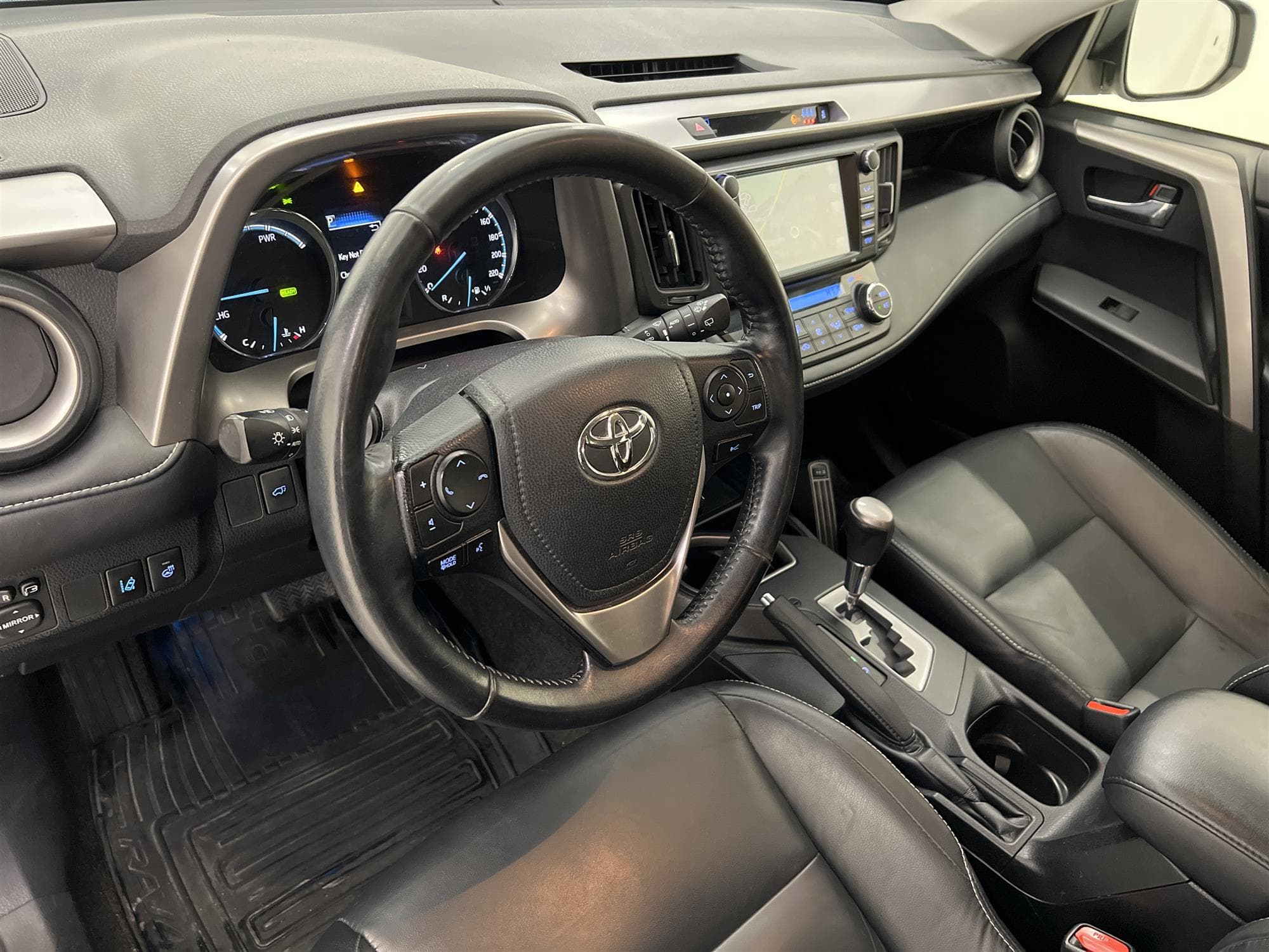 Toyota RAV4 Hybrid AWD 2.5 197hk M&K-Värm 360 Kam Drag