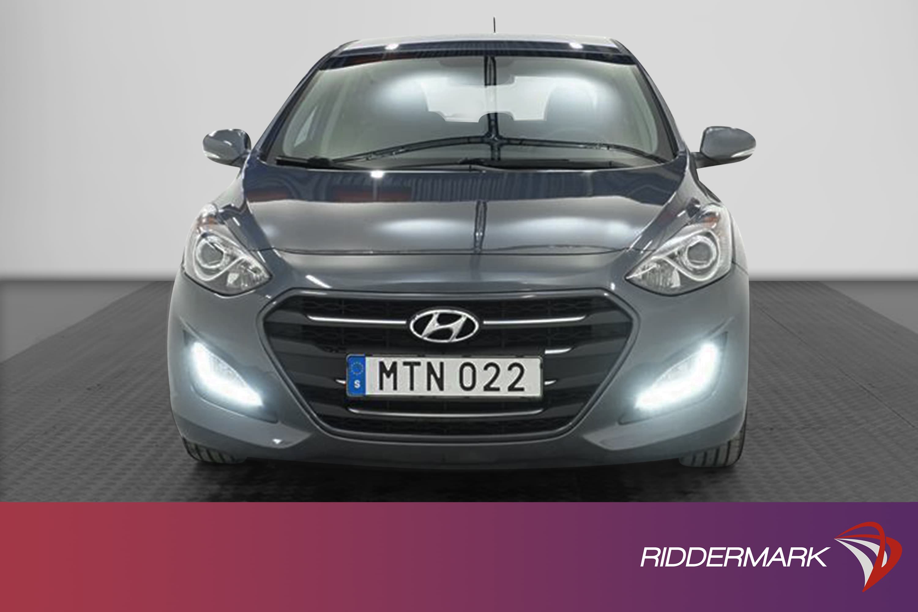 Hyundai i30 1.6 GDI 135hk Välservad PDC Låg Skatt 0,53l/mil