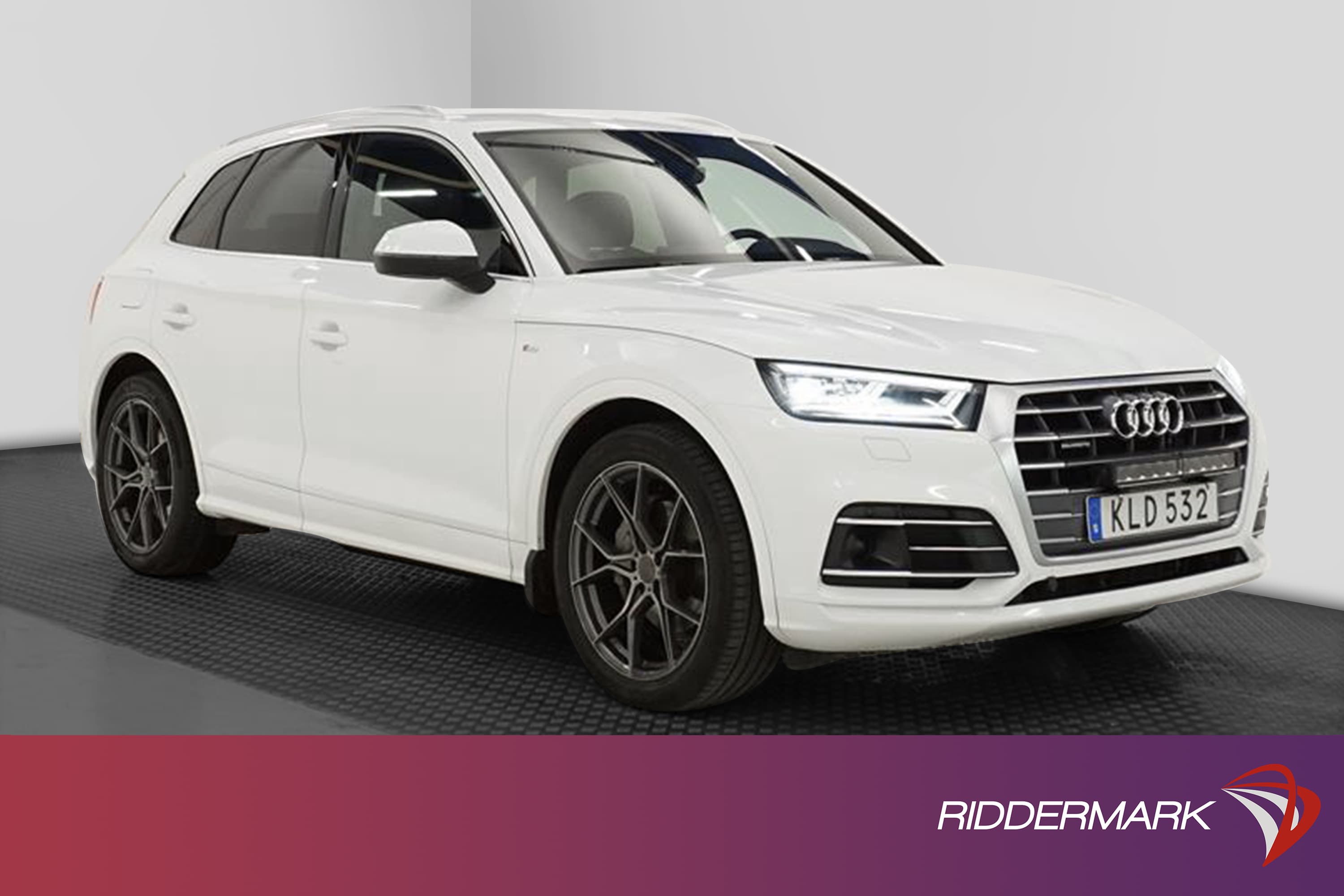Audi Q5 40 TDI 190hk S-Line Cockpit D-värm Luftfjädring Drag