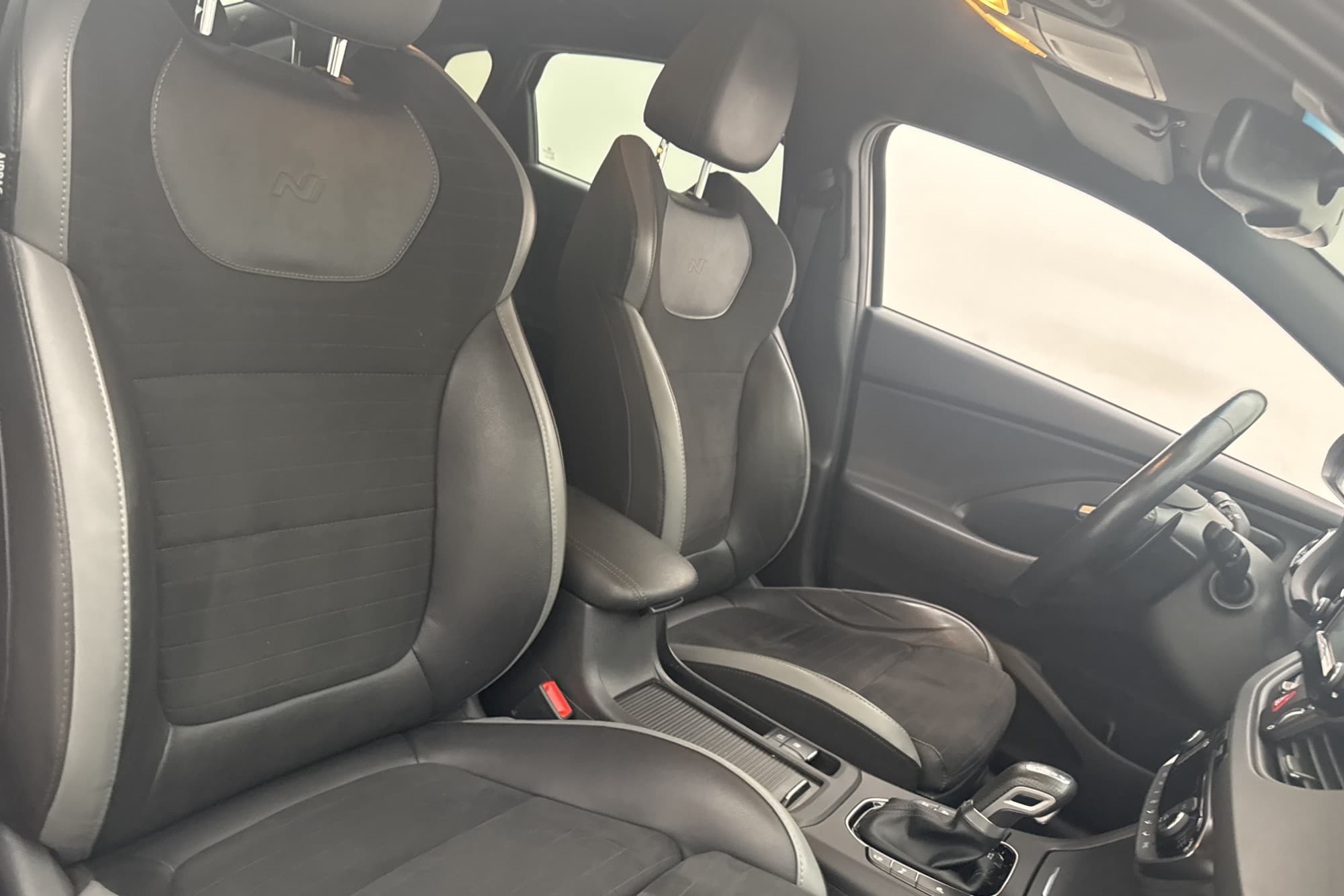 Hyundai i30 Fastback 1.4 T-GDI 140hk N-Line Kamera Rattvärme