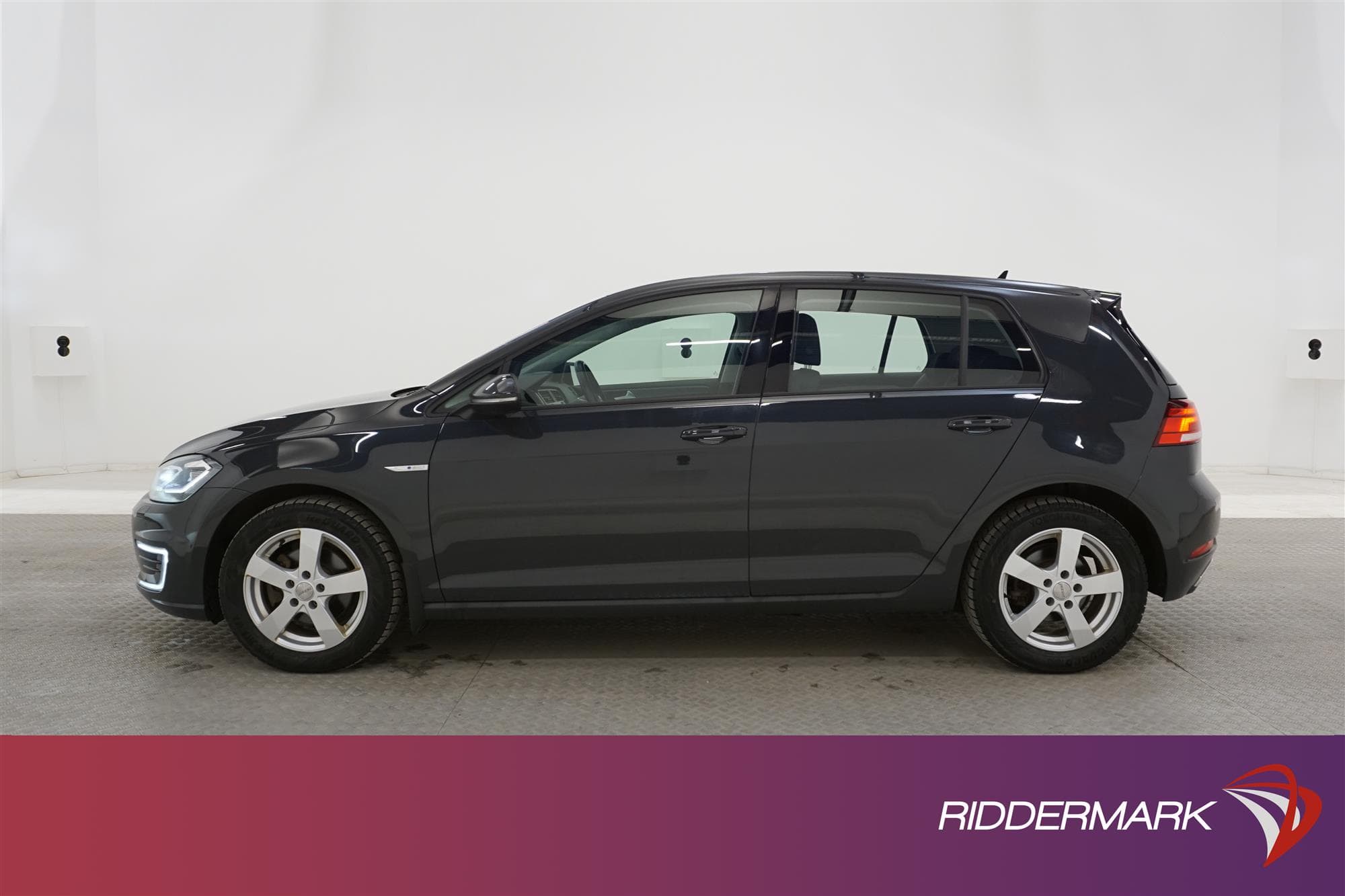 Volkswagen E-Golf 35.8 kWh 136hk