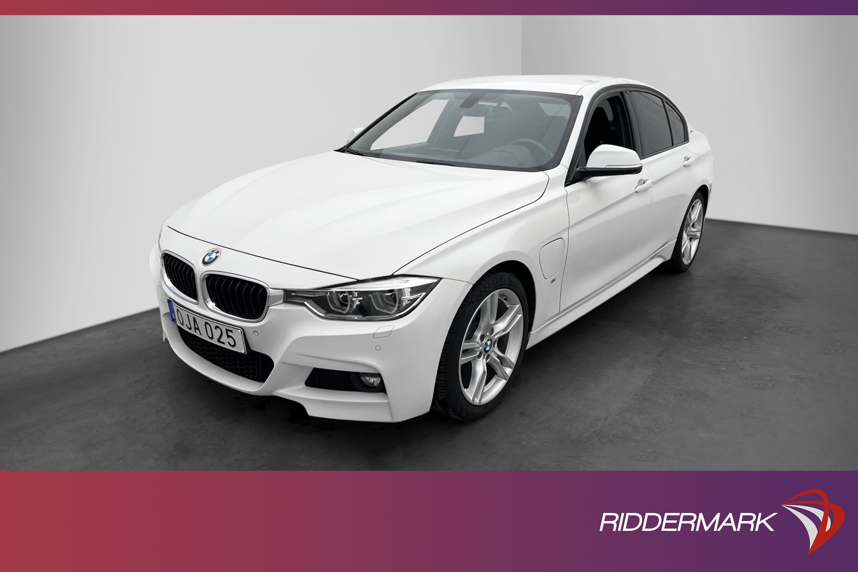 BMW 330e Sedan 252hk M Sport Skinn Navi HiFi Rattvärme