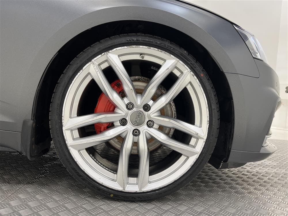Audi A5 2.0 TDI Quattro Full S-Line Matrix Keyless CarPlayinteriör