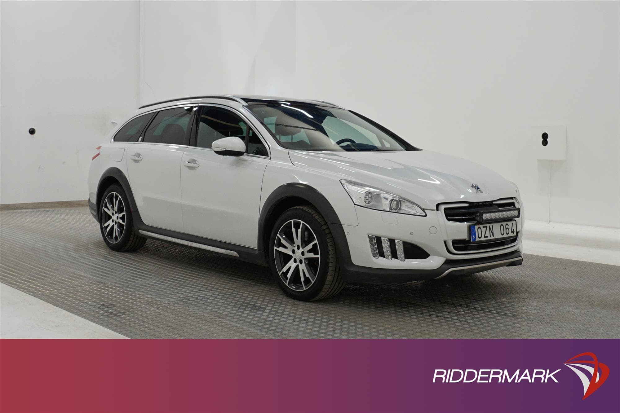 Peugeot 508 SW RXH 2.0 Hybrid4 200hk