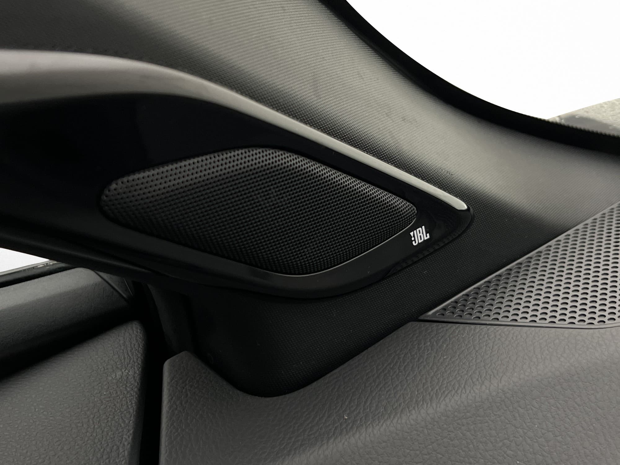 Toyota C-HR Hybrid 184hk X-Edition JBL Backkamera P-sensorer