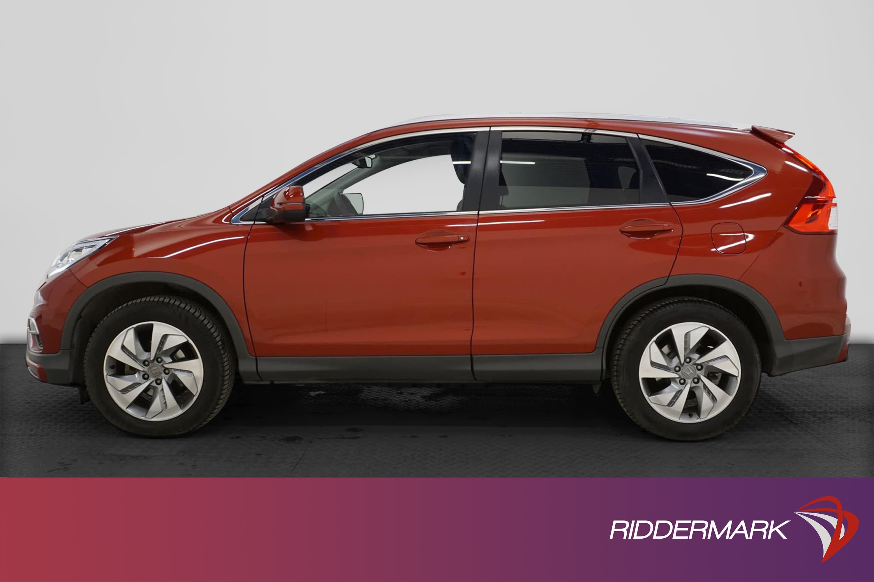 Honda CR-V 2.0 4WD 155hk Navi M&K-Värm B-Kam Drag Nyservad