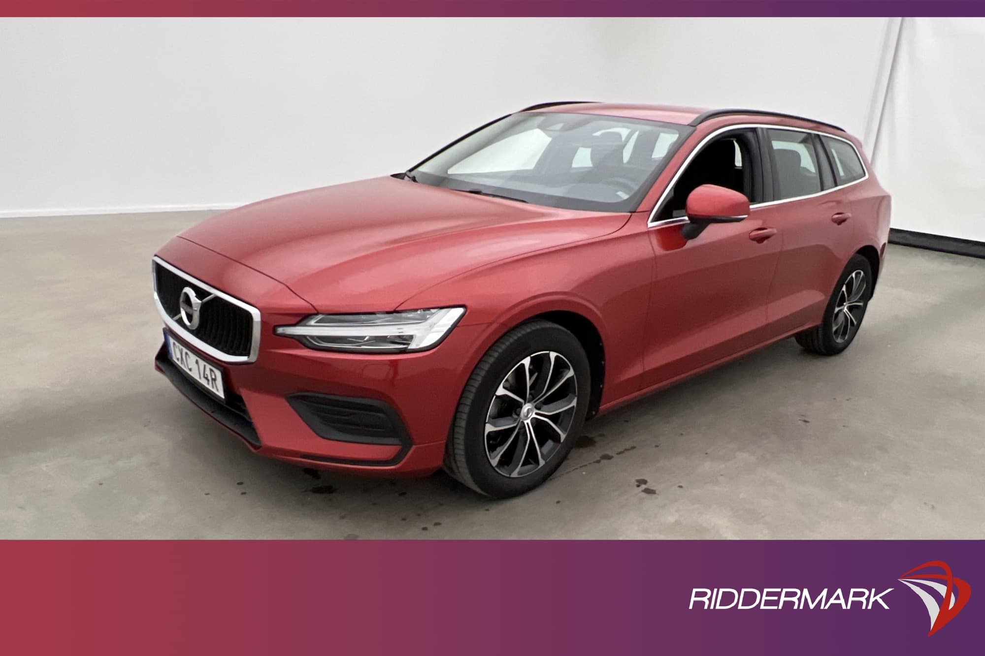 Volvo V60 B4 Advanced VOC Värmare Drag Kamera Navi CarPlay
