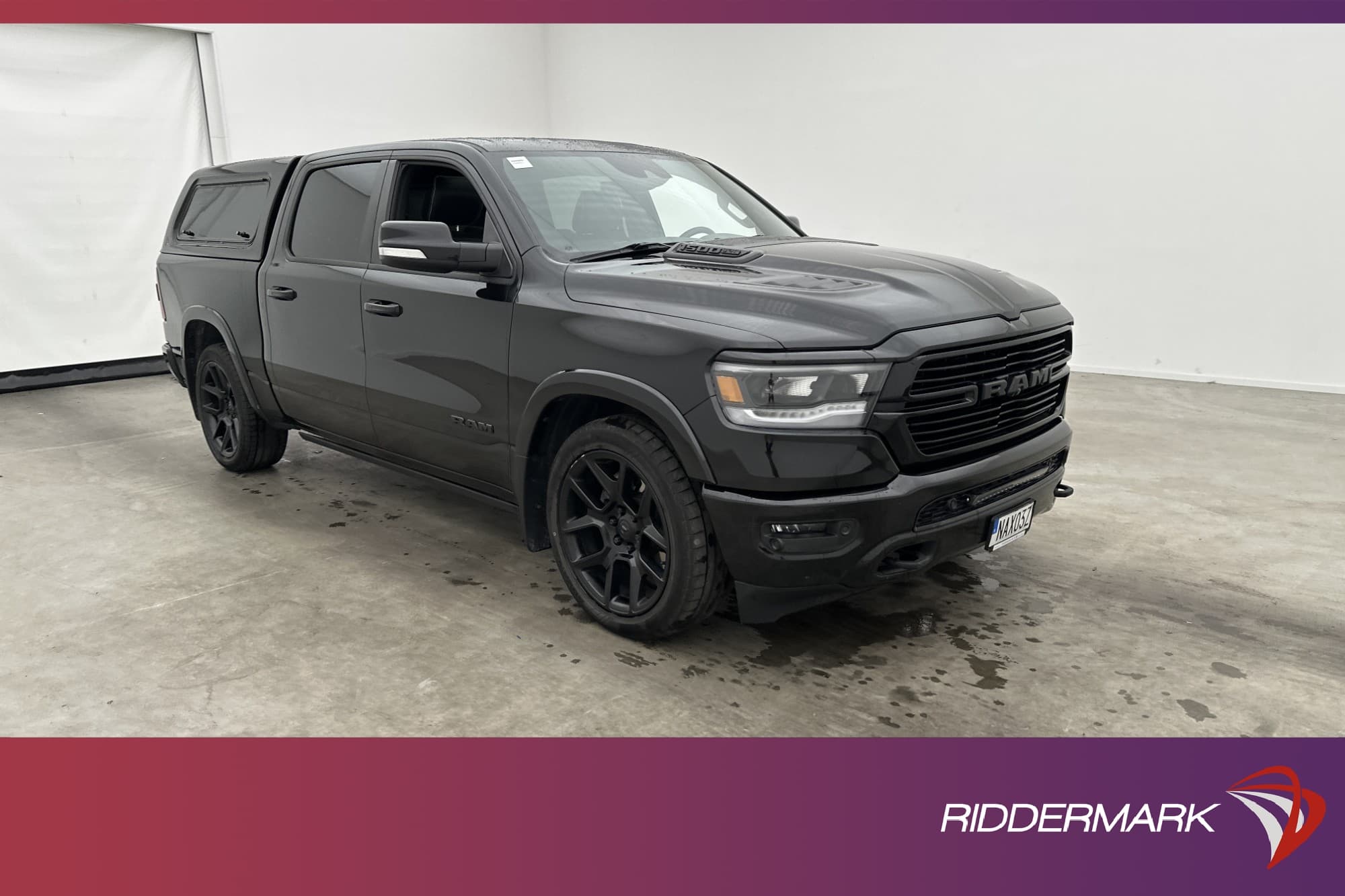 Dodge RAM Laramie Night