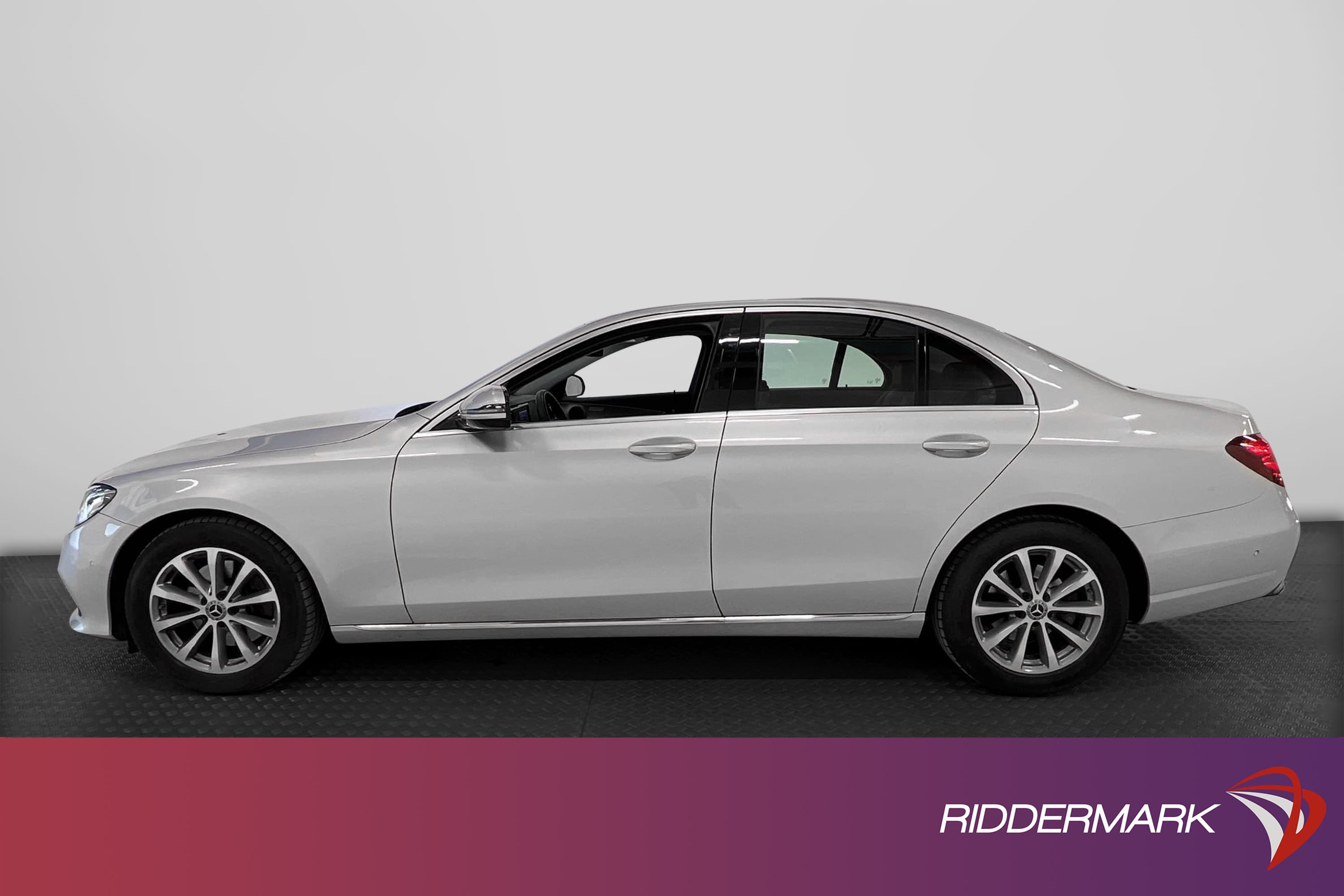Mercedes-Benz E 220 d 4M 194 hk
