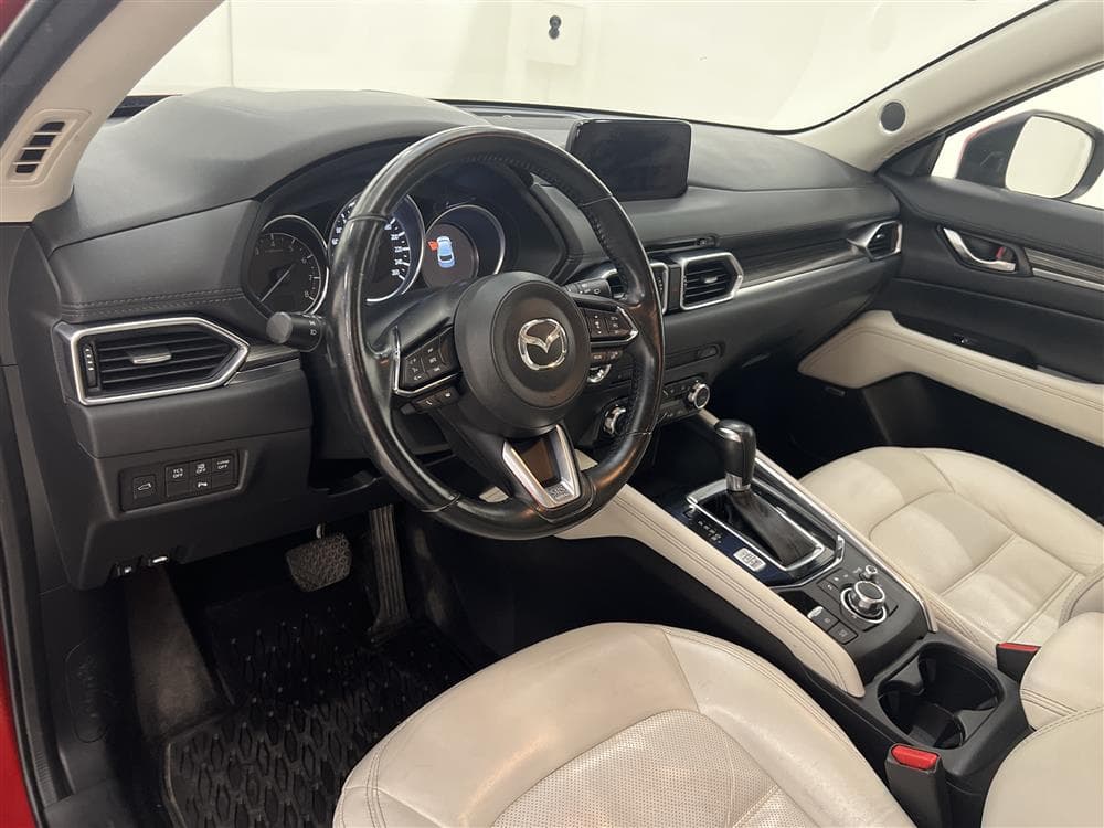 Mazda CX-5 2.5 194hk AWD Optimum Bose HUD Navi Skinn Draginteriör
