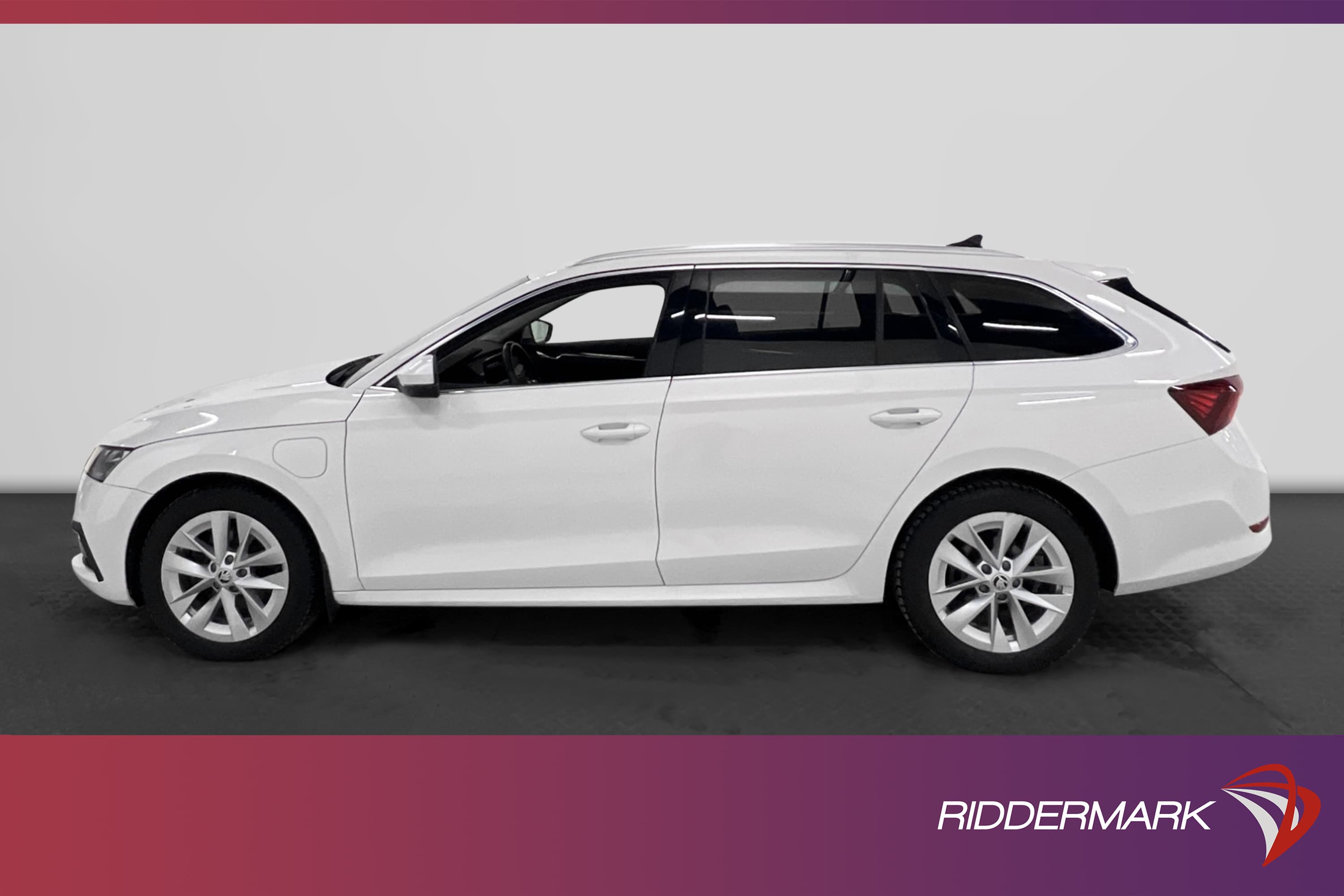 Škoda Octavia PHEV iV 204hk