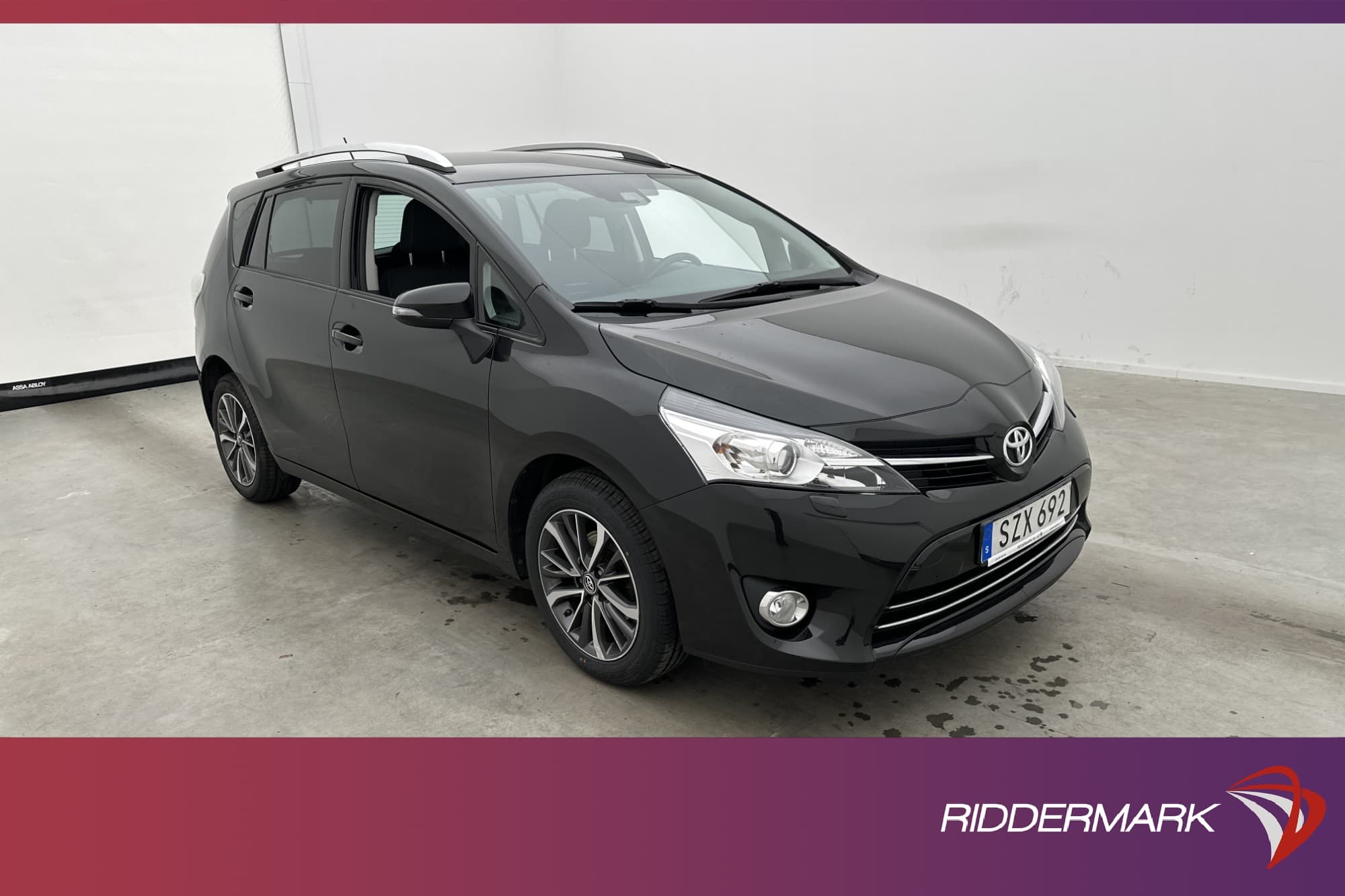 Toyota Verso 1.8 147hk
