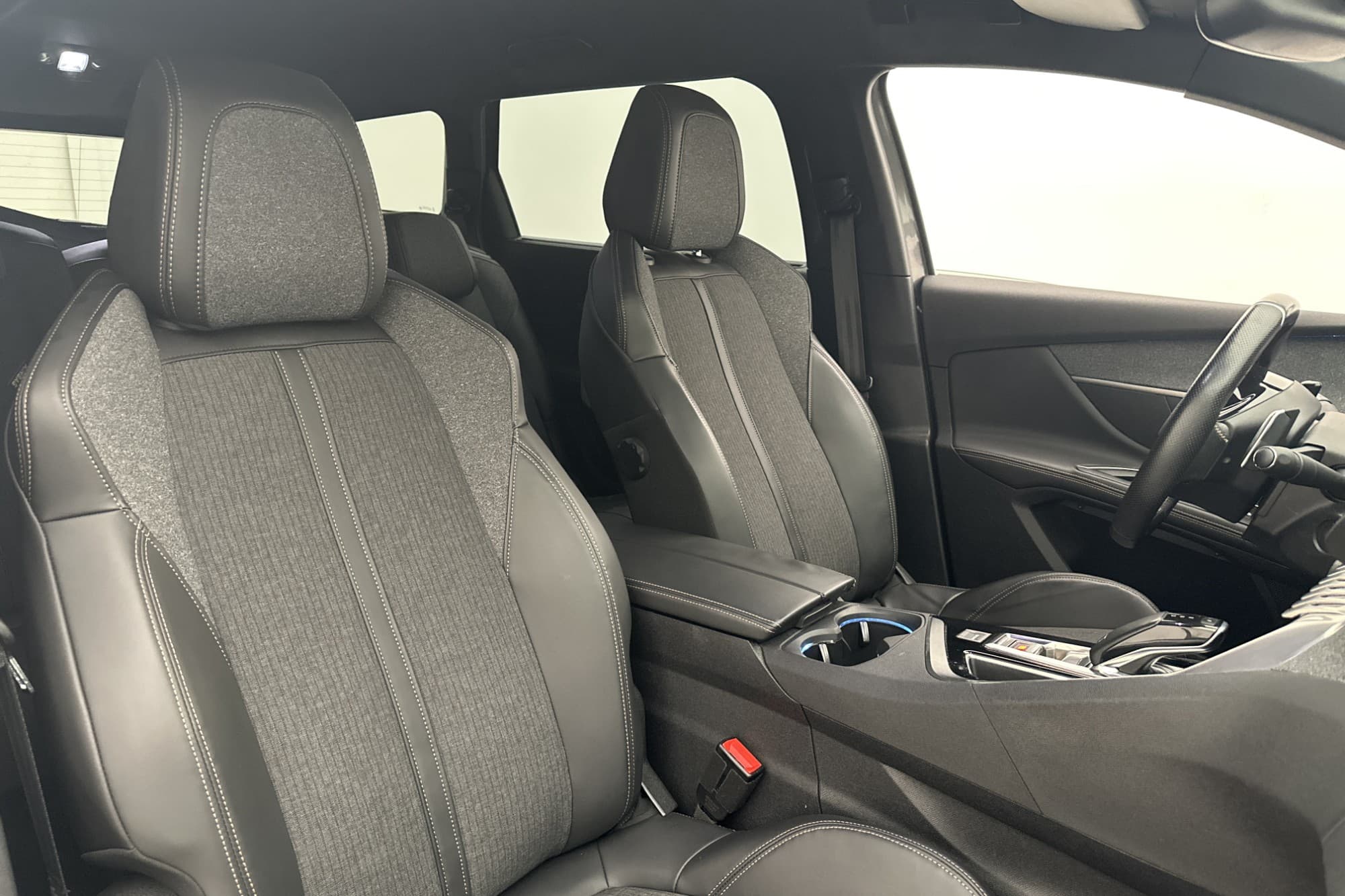 Peugeot 5008 120hk GT-Line 7-Sits Kamera Halvskinn Dragkrok