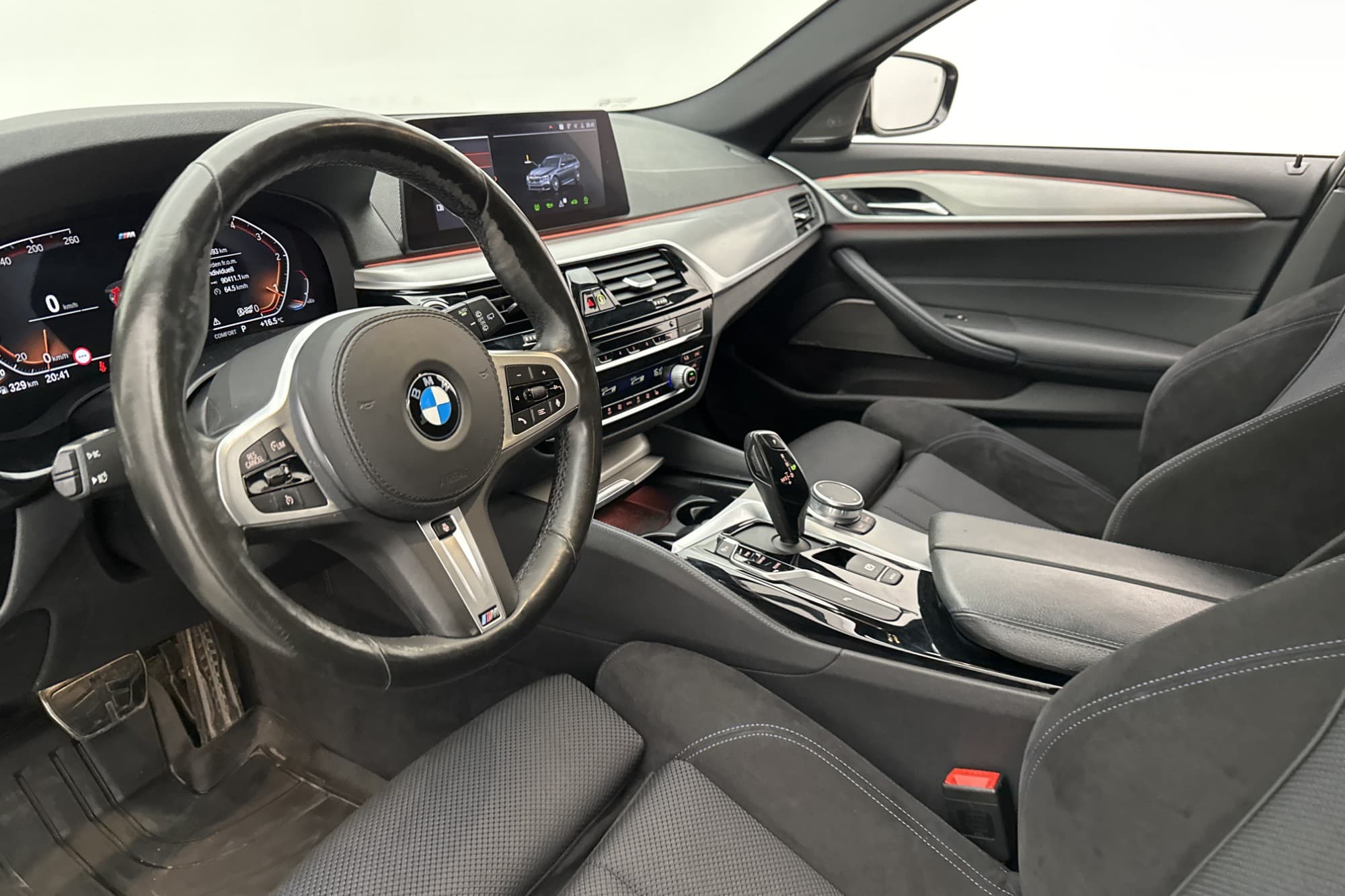 BMW 520d xDrive 190hk M Sport H/K Drag  B-Kam Display Key