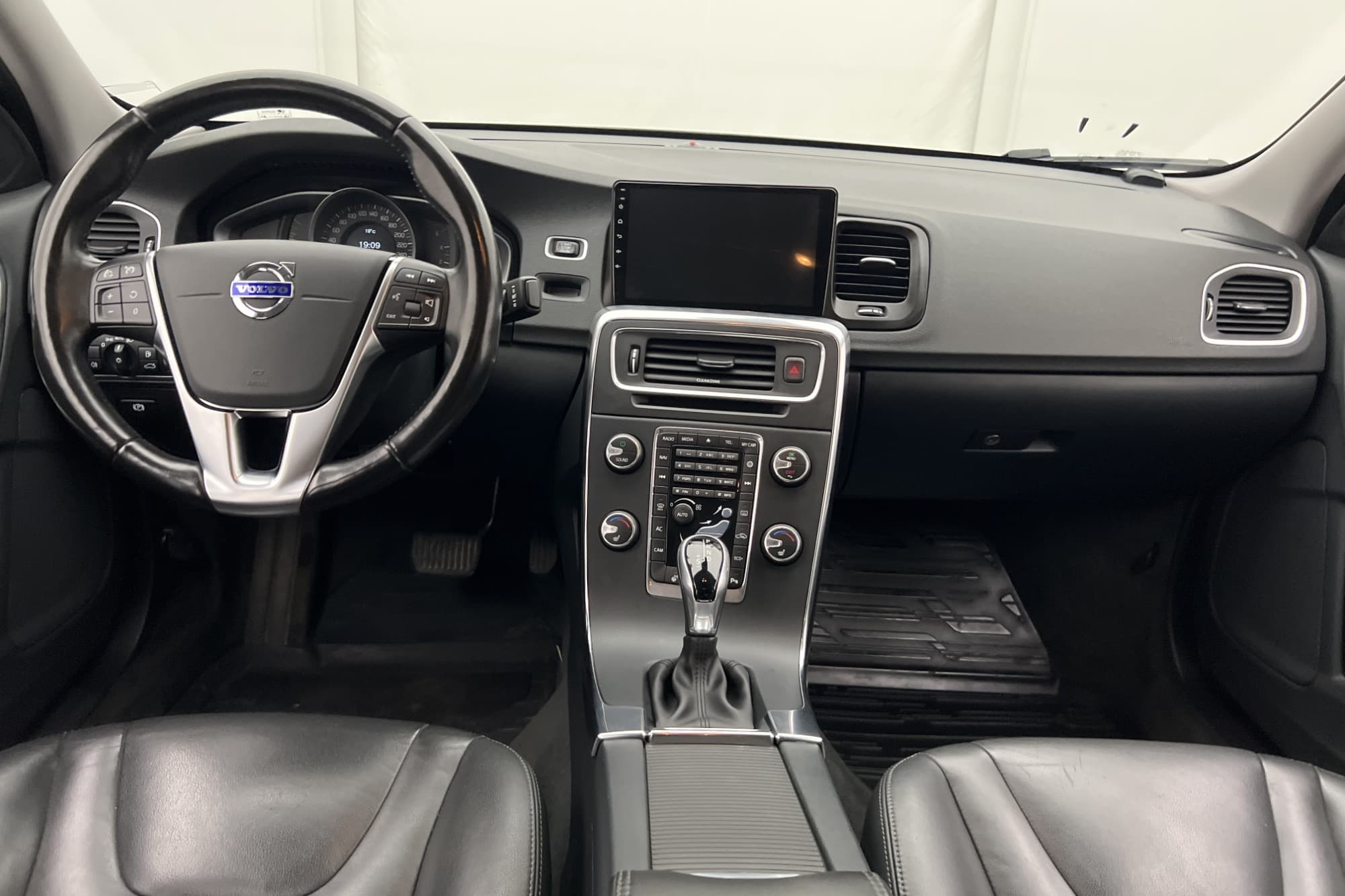 Volvo S60 D3 VOC Värmare Kamera Navi Skinn Rattvärme Keyless