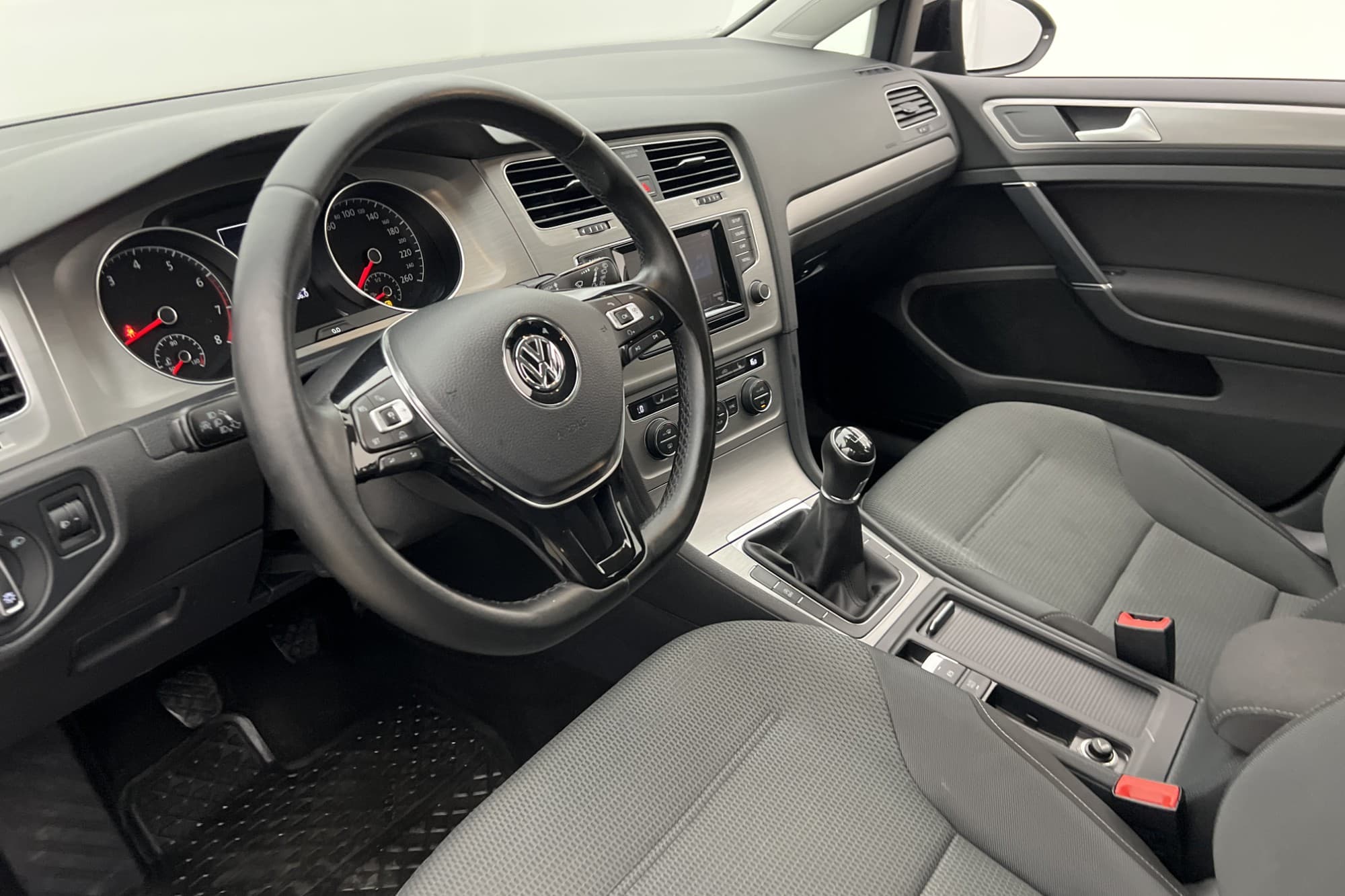 Volkswagen Golf 1.2 TSI 105hk Masters Adaptiv-farthållare