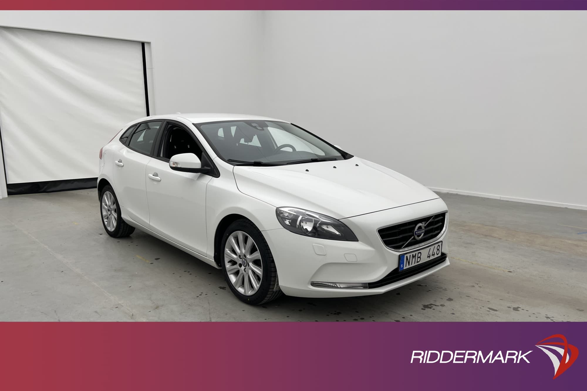 Volvo V40 T2 120hk