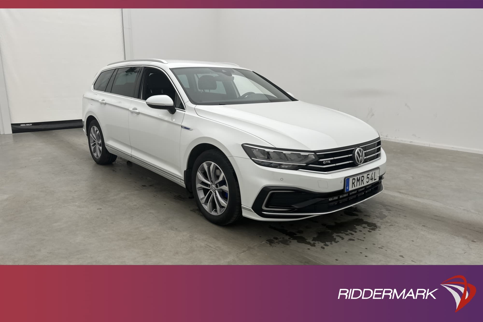 Volkswagen Passat GTE 218hk