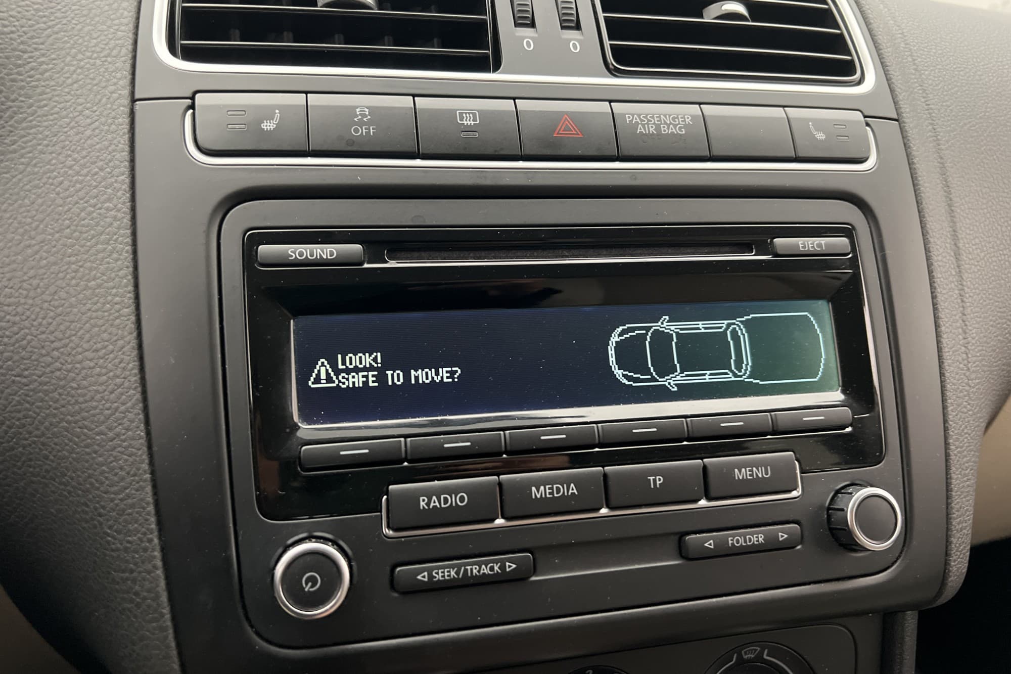 Volkswagen Polo 1.6 TDI 90hk Comfortline P-Sensorer 