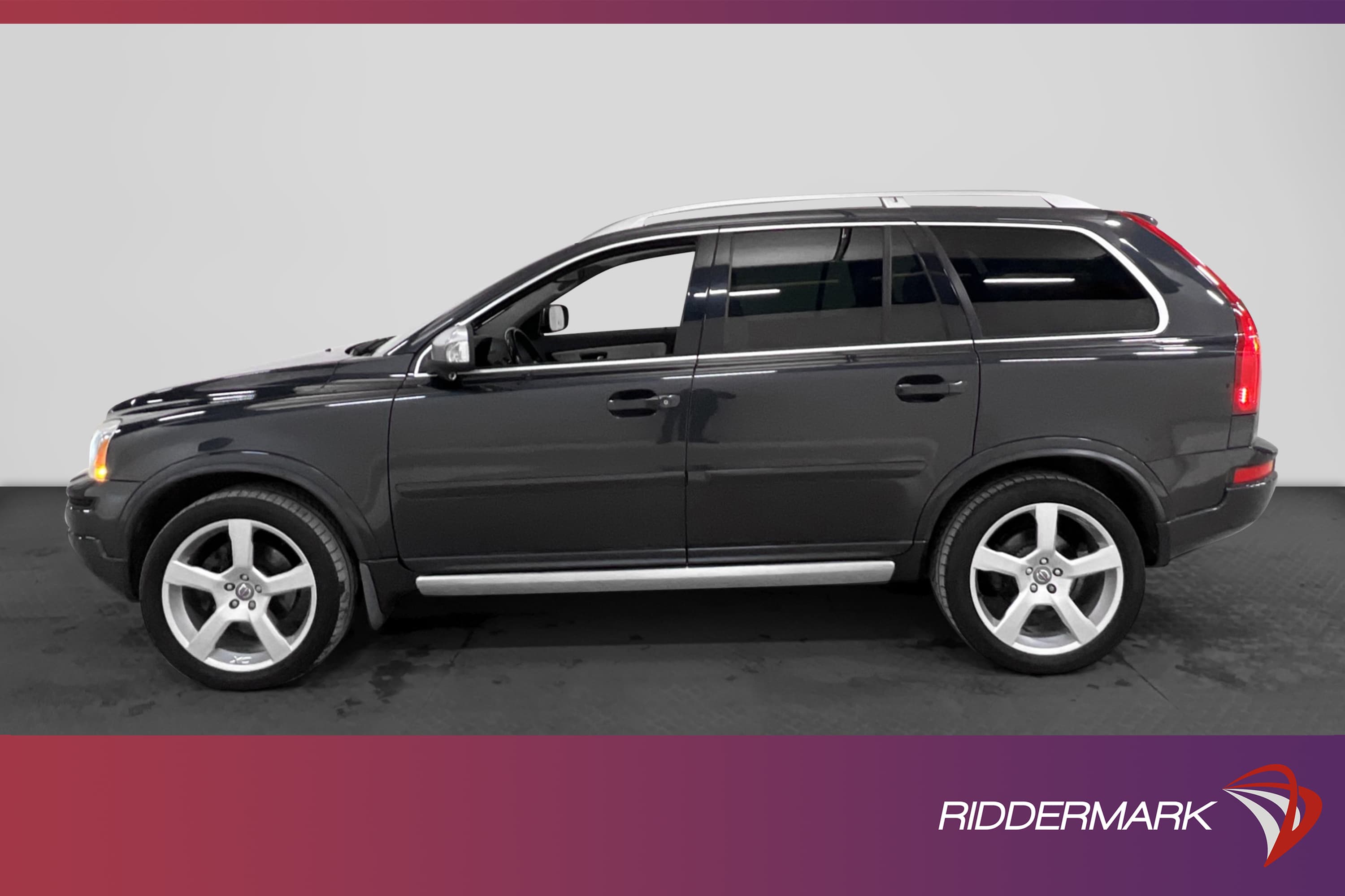 Volvo  XC90 D5 AWD