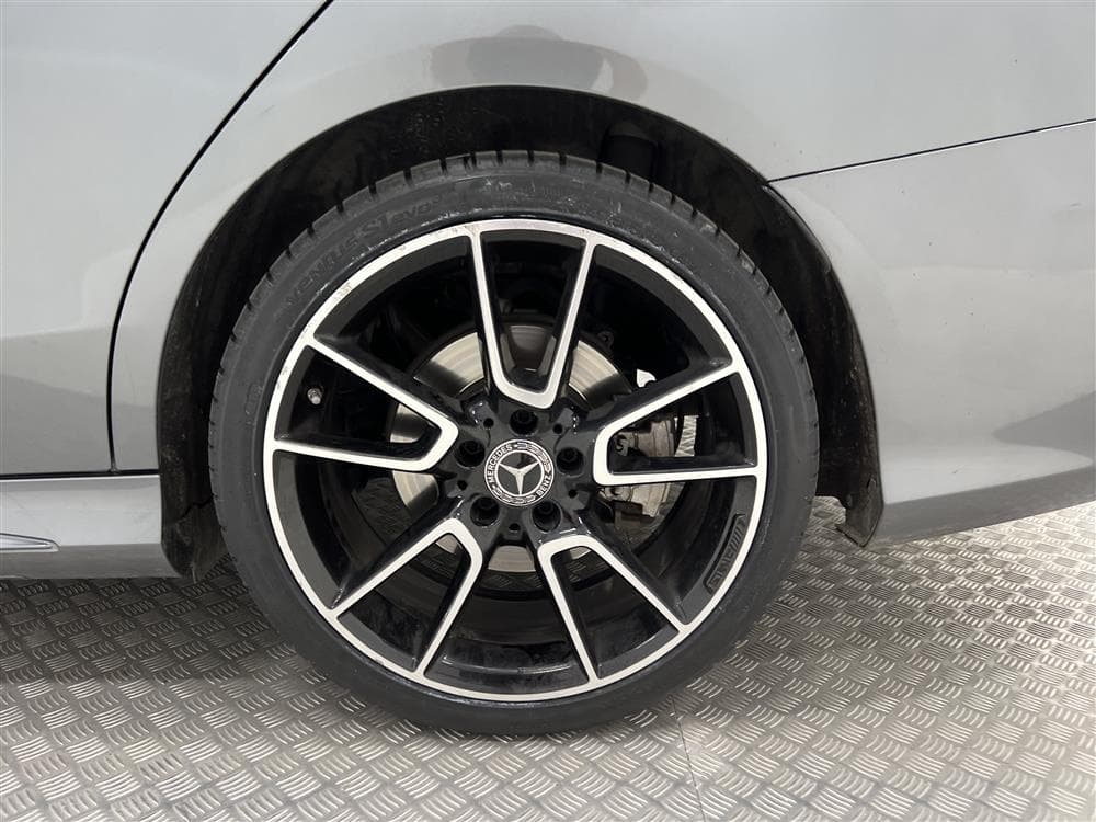 Mercedes-Benz C 220d 194hk AMG Pano Kamera Navi Draginteriör