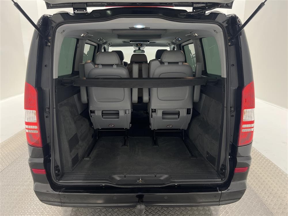 Mercedes-Benz Viano 2.2CDI Aut 163hk Navi Lång Värmare Drag interiör