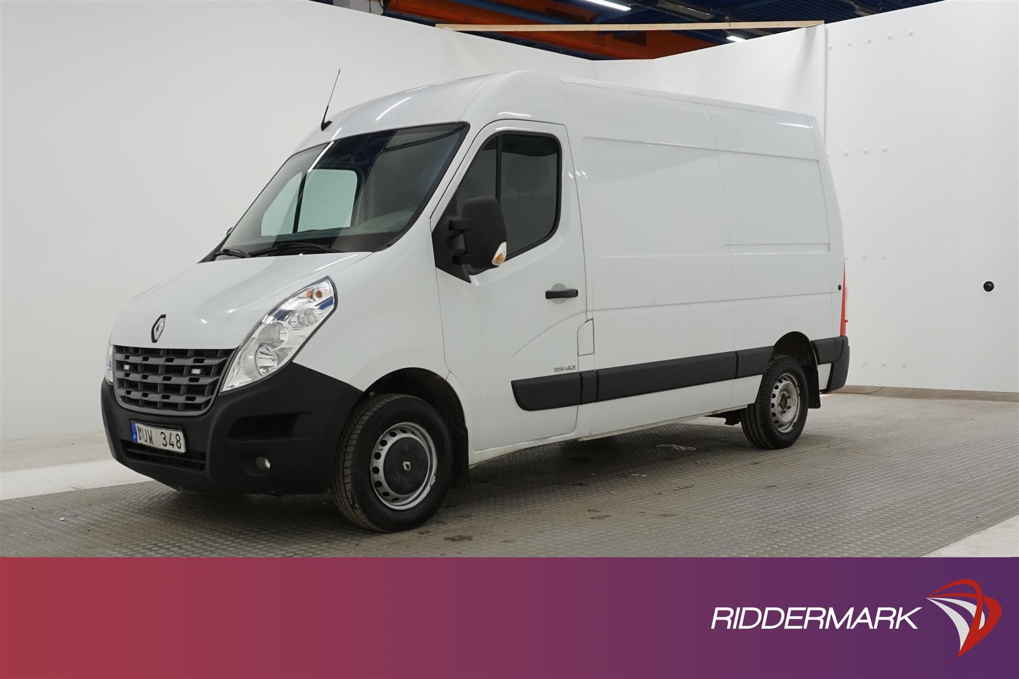Renault Master 2.3 dCi 3-sits L2H2 Navigation Nyservad