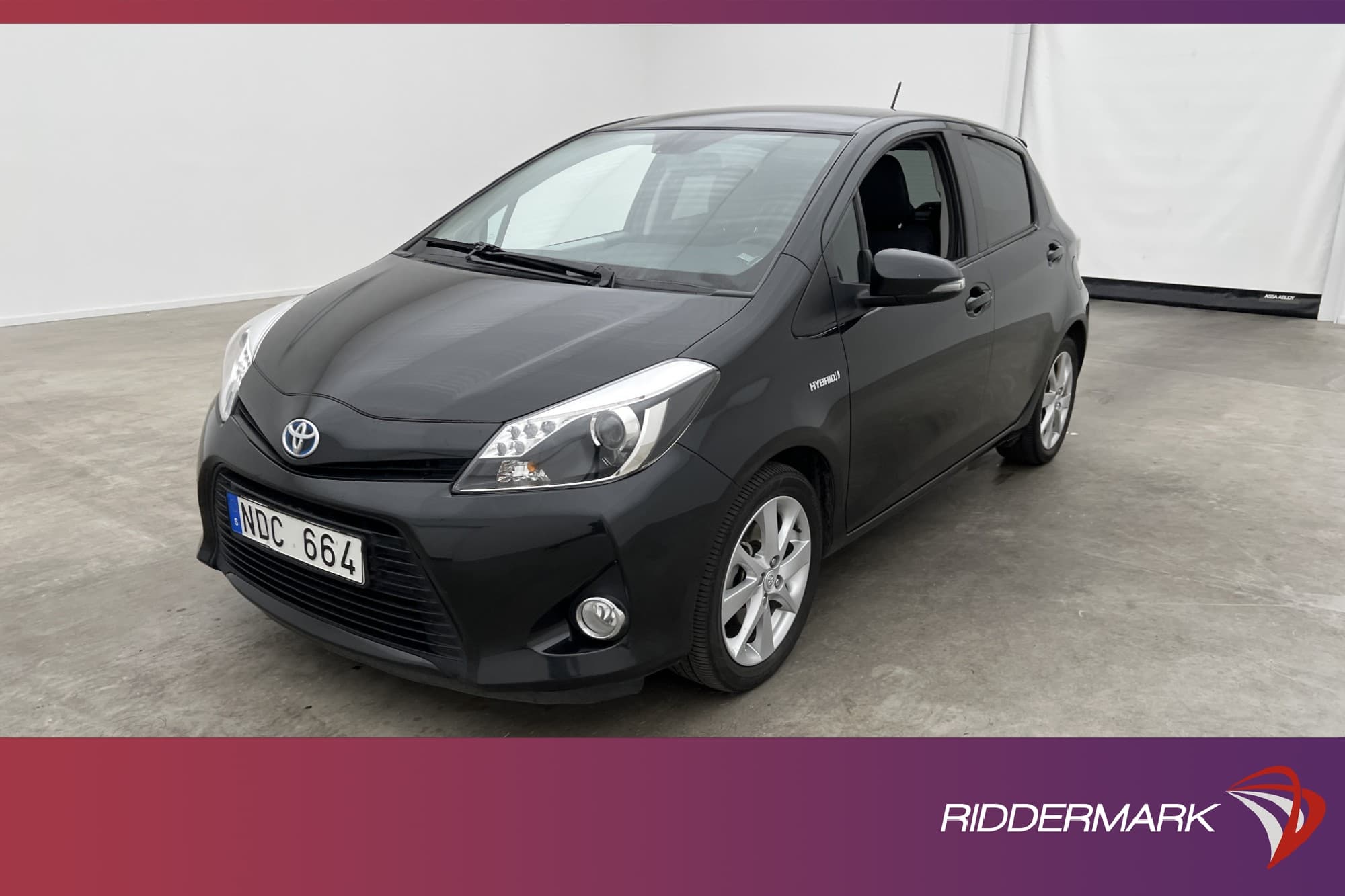 Toyota Yaris Hybrid 101hk
