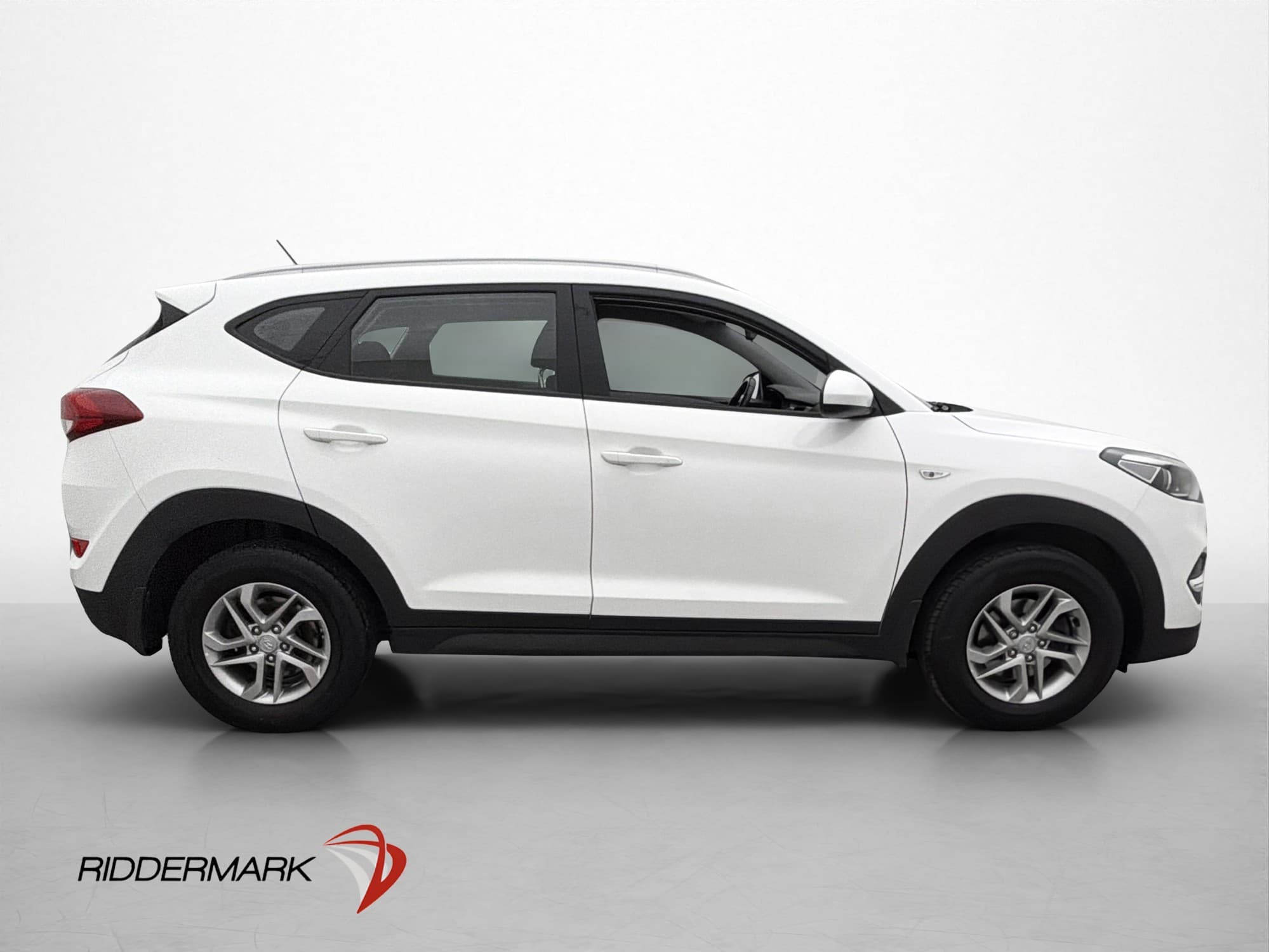 Hyundai Tucson 1.6 GDI 132hk Farthållare Rattvärme Bluetooth