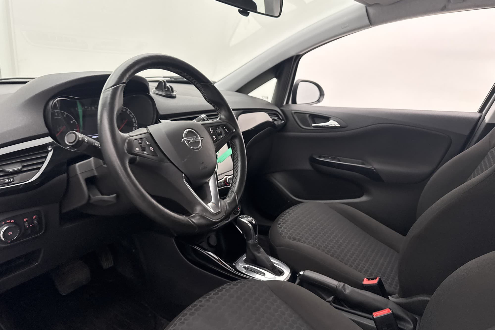 Opel Corsa 1.4 Automatisk 90hk Enjoy Rattvärme P-Sensorer