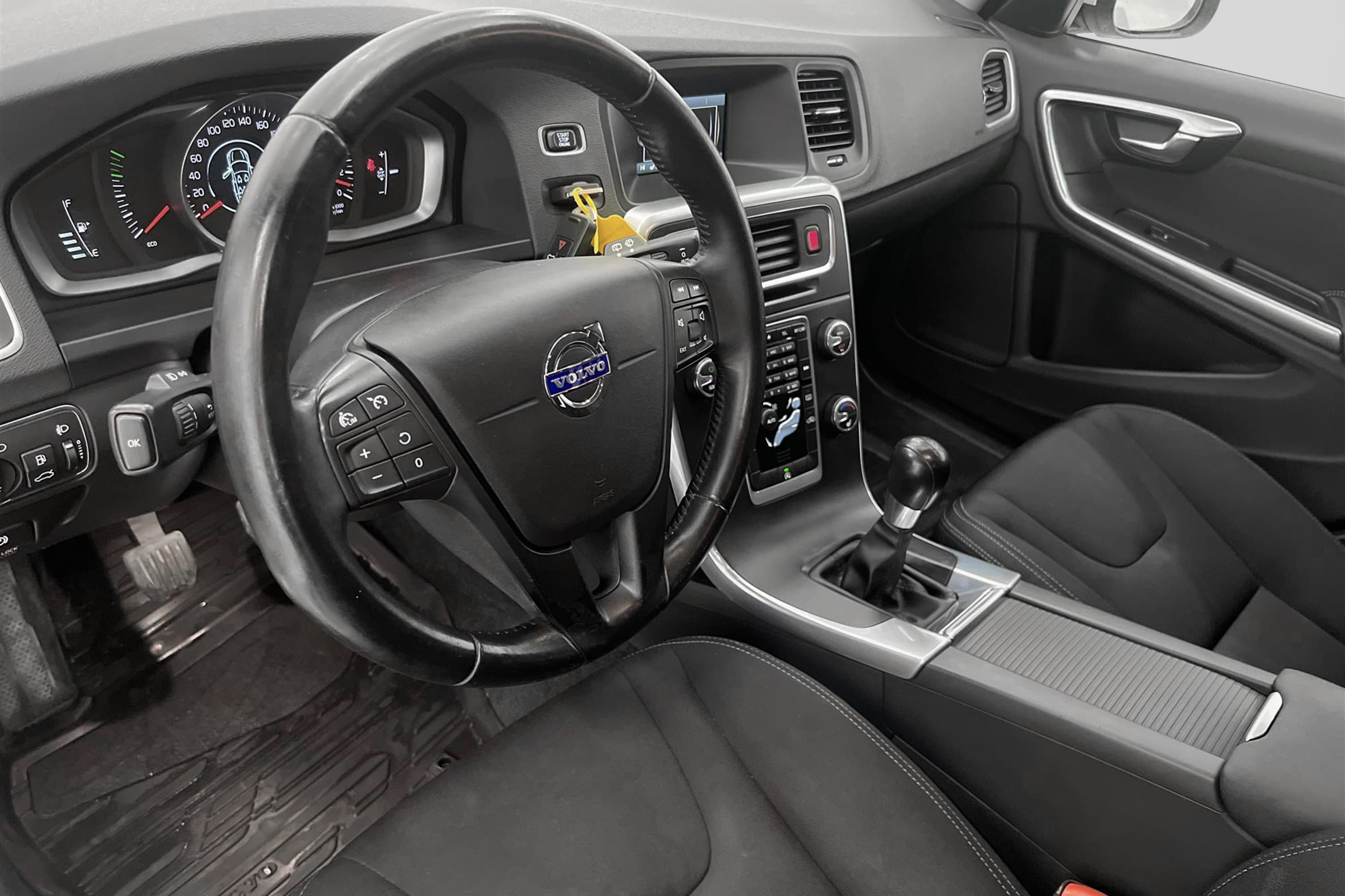 Volvo V60 D2 115hk 1 Bruk 1103kr Skatt Välservad 0,41L/mil