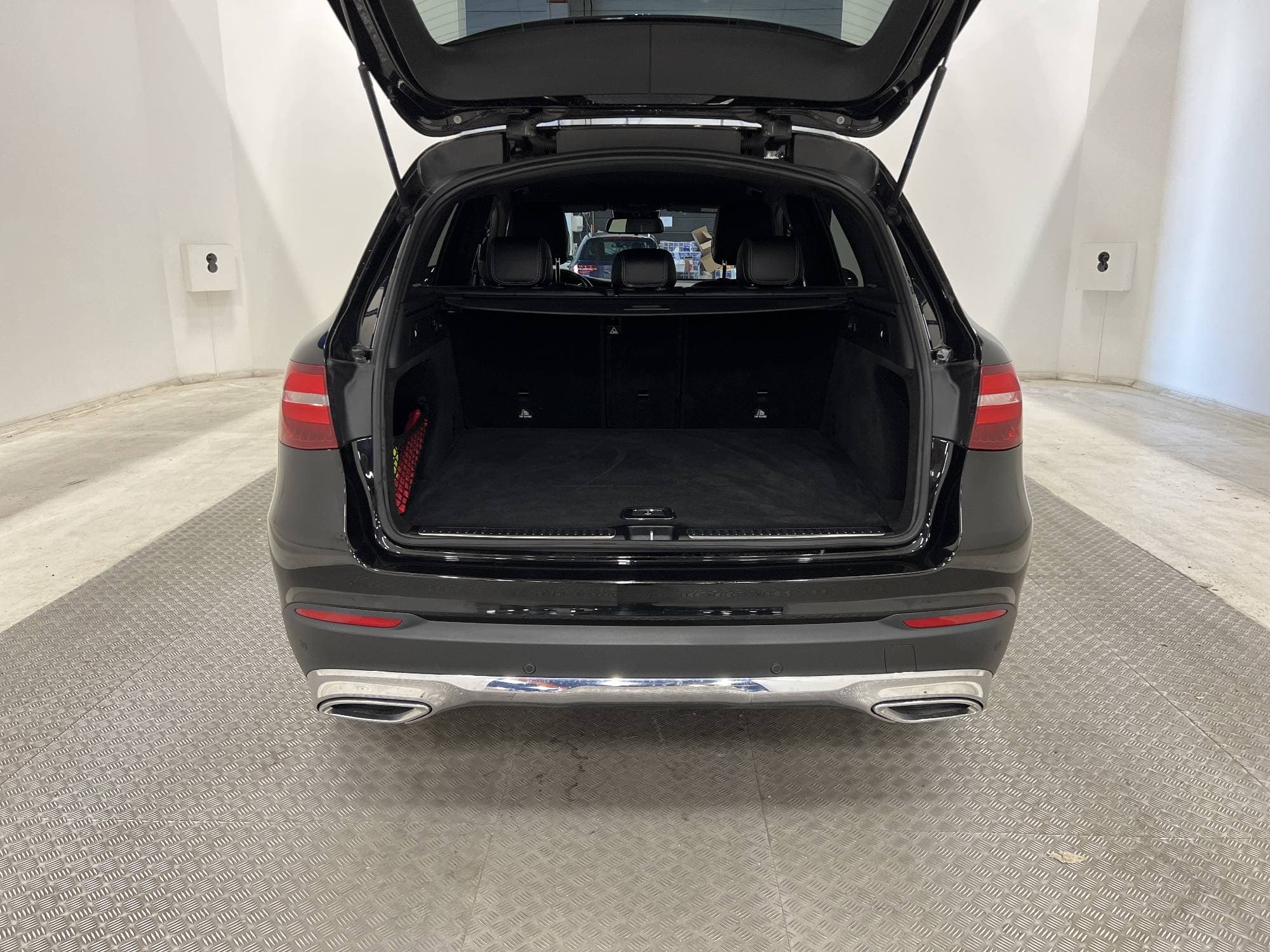 Mercedes-Benz GLC 220 d 4MATIC 9G-Tronic, 170hk, 2016interiör